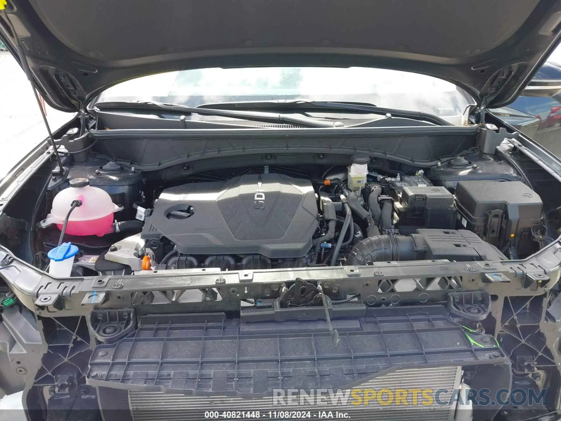 10 Photograph of a damaged car 5NMJE3DE9RH368316 HYUNDAI TUCSON 2024