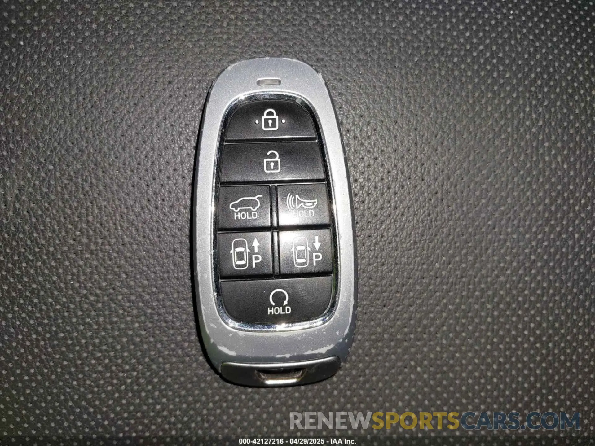 11 Photograph of a damaged car 5NMJECDE5RH303687 HYUNDAI TUCSON 2024