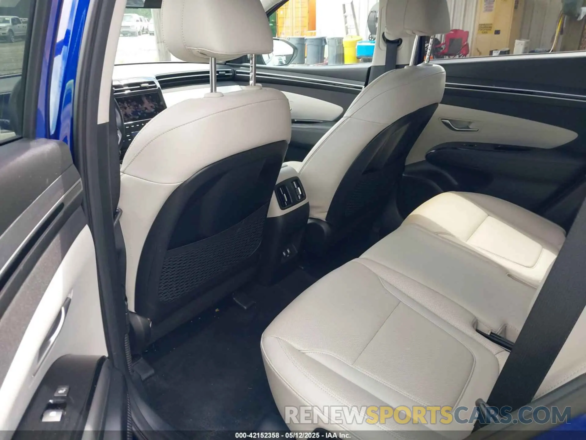 8 Photograph of a damaged car 5NMJECDE5RH355143 HYUNDAI TUCSON 2024