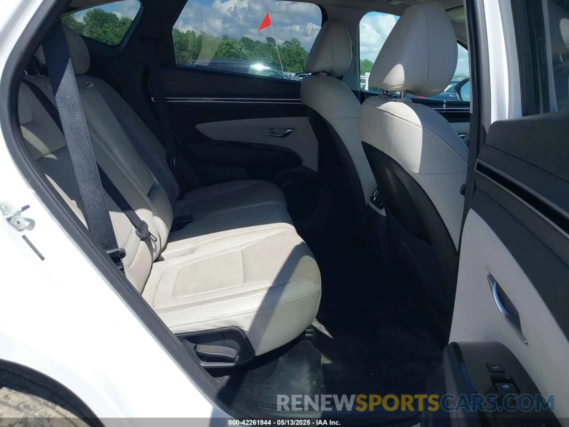8 Фотография поврежденного автомобиля 5NMJECDE6RH351893 HYUNDAI TUCSON 2024