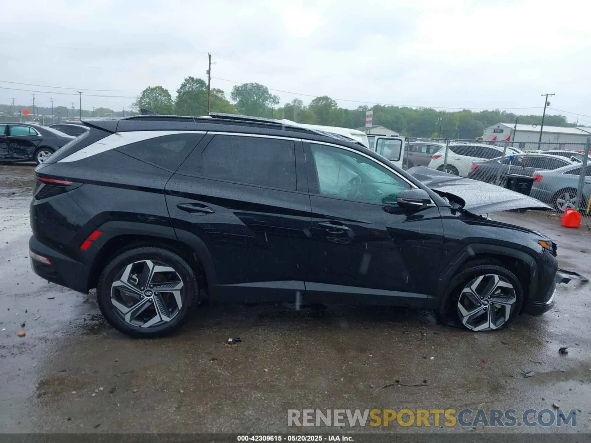 14 Photograph of a damaged car 5NMJECDE7RH324962 HYUNDAI TUCSON 2024