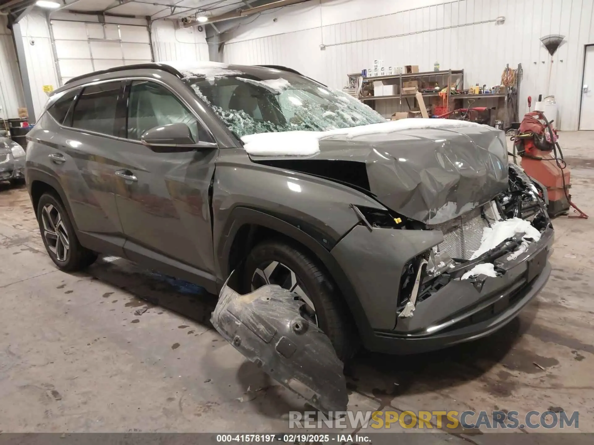1 Photograph of a damaged car 5NMJECDEXRH340573 HYUNDAI TUCSON 2024
