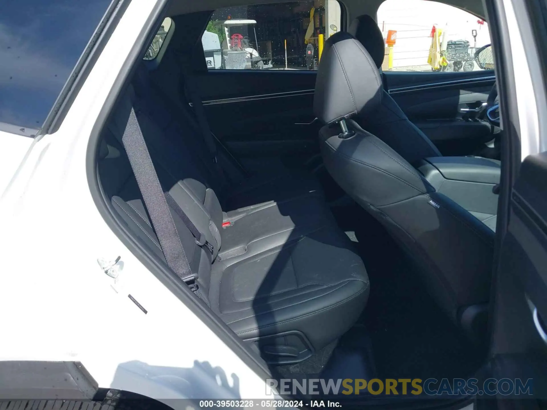 8 Фотография поврежденного автомобиля 5NMJF3DE1RH344265 HYUNDAI TUCSON 2024