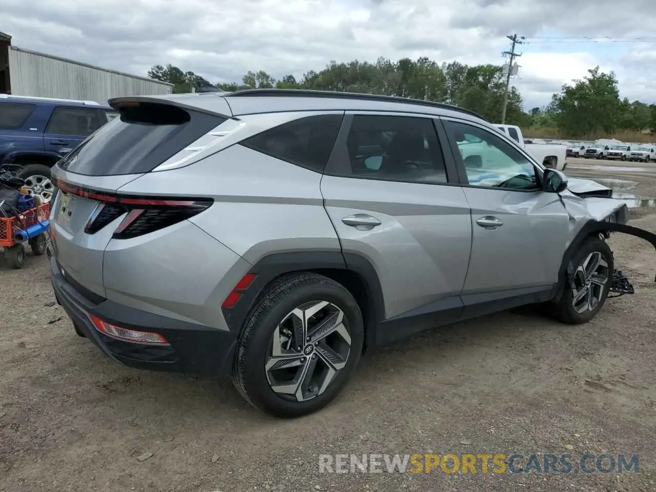 3 Photograph of a damaged car 5NMJF3DE1RH388542 HYUNDAI TUCSON 2024