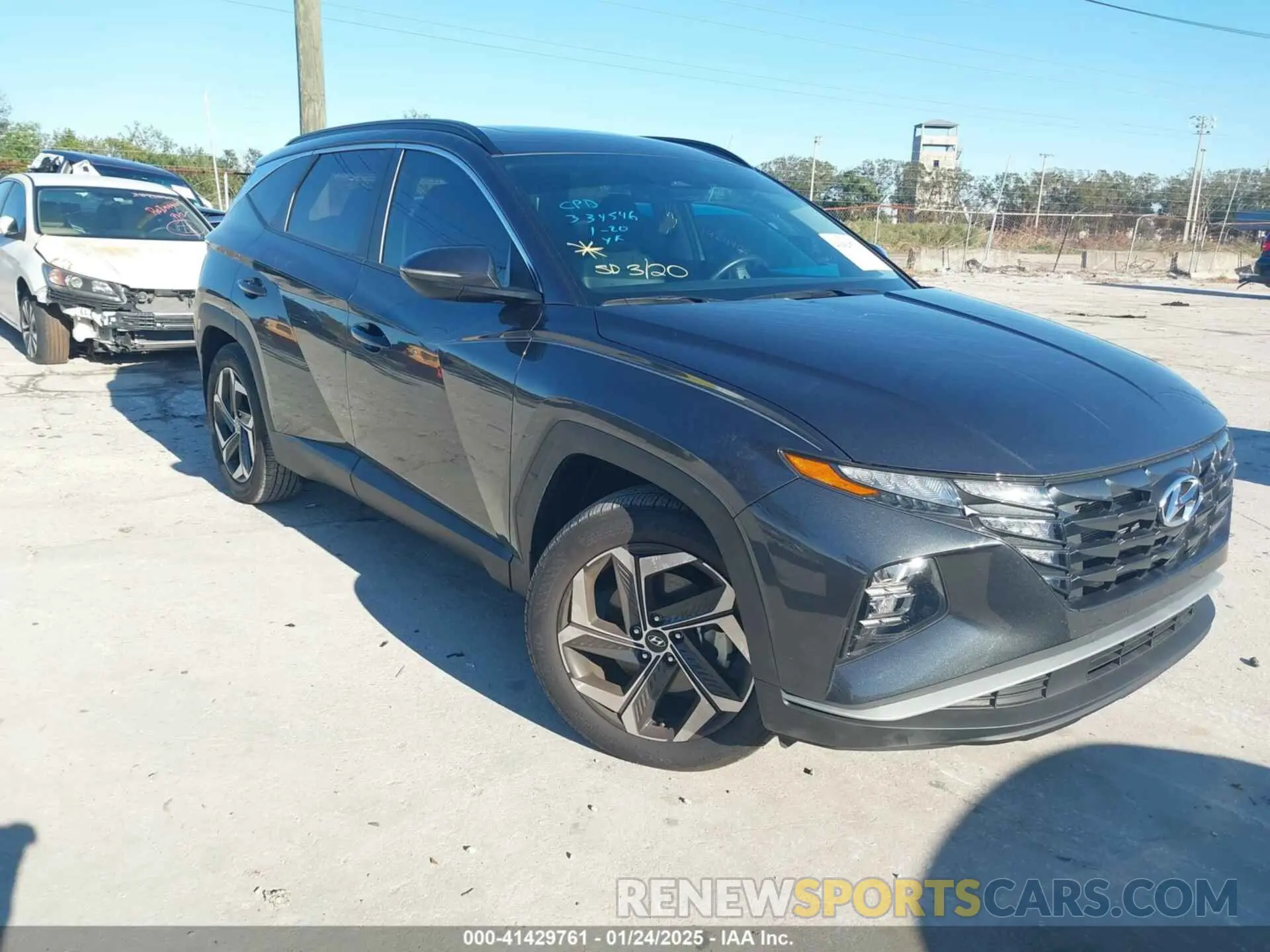 1 Photograph of a damaged car 5NMJF3DE2RH337647 HYUNDAI TUCSON 2024