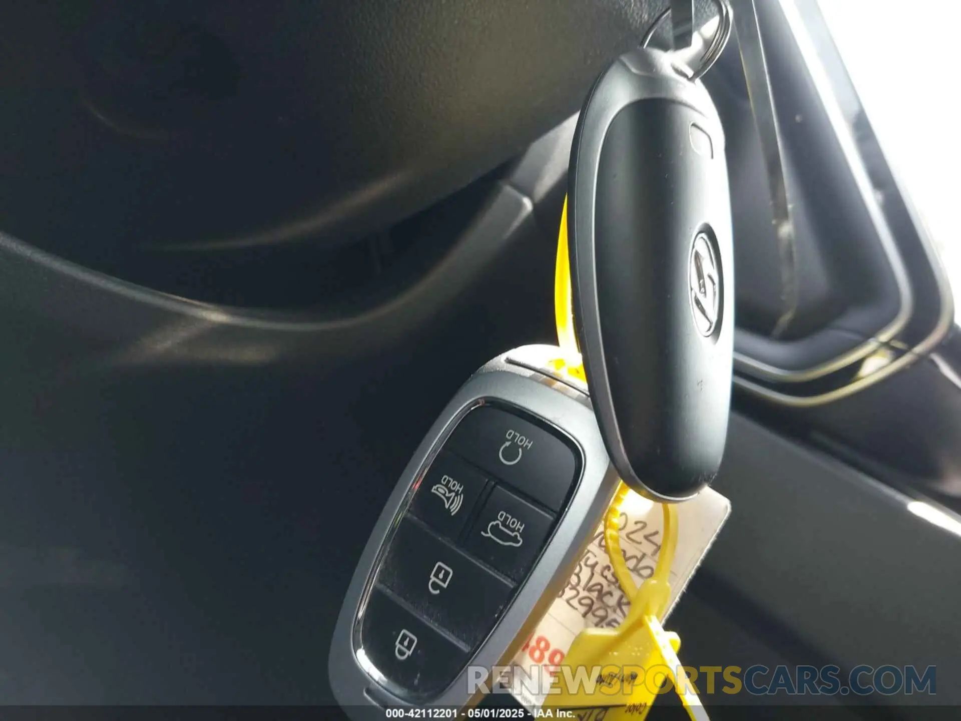 11 Фотография поврежденного автомобиля 5NMJF3DE3RH329959 HYUNDAI TUCSON 2024