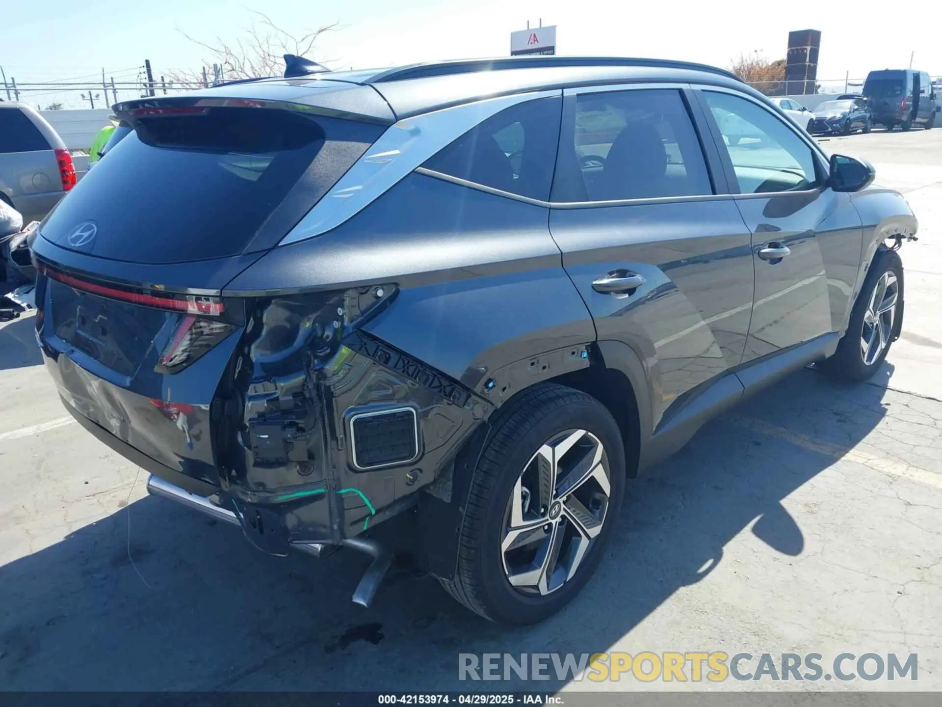 4 Фотография поврежденного автомобиля 5NMJF3DE5RH358086 HYUNDAI TUCSON 2024