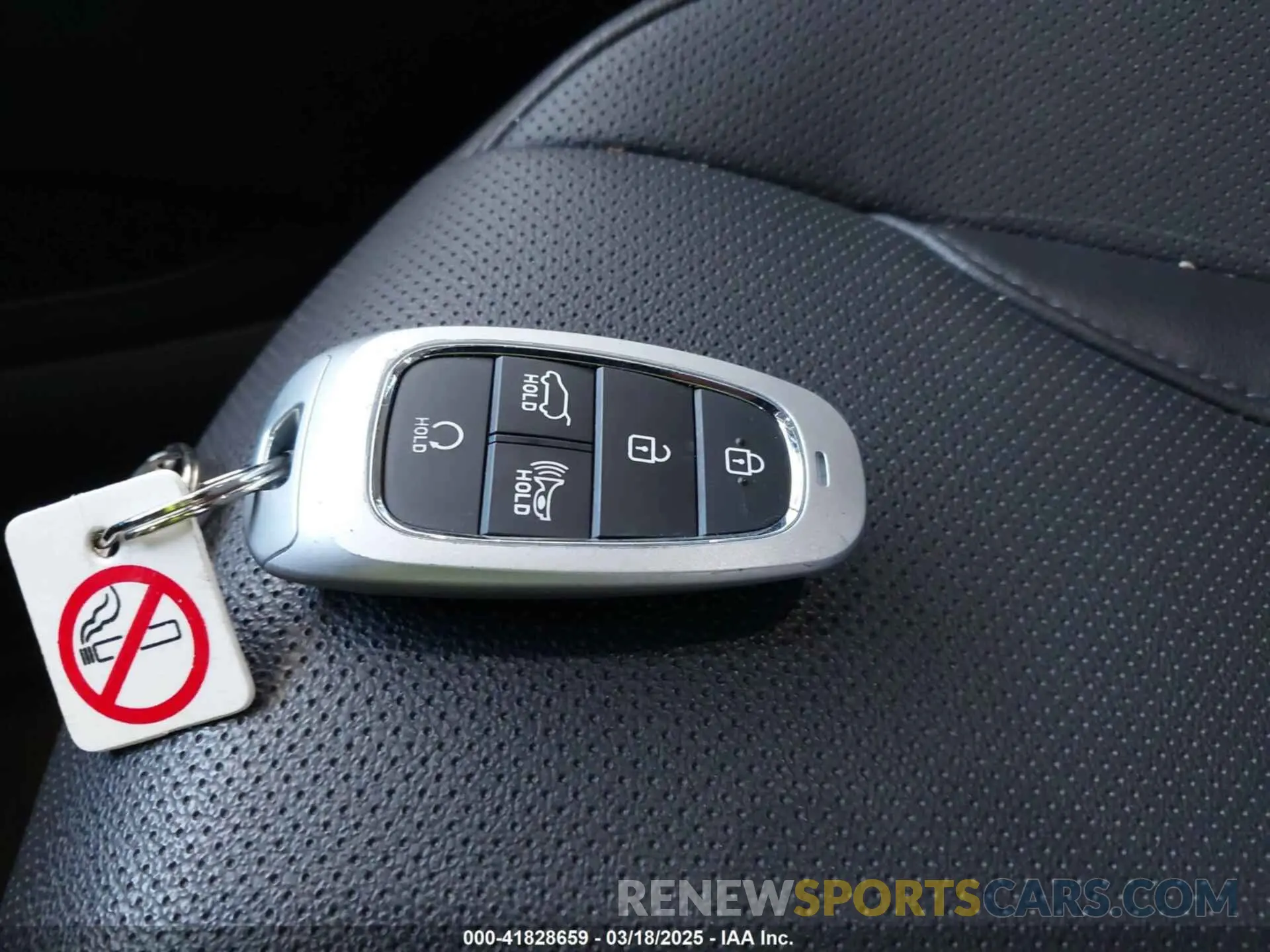 11 Photograph of a damaged car 5NMJF3DE7RH397066 HYUNDAI TUCSON 2024