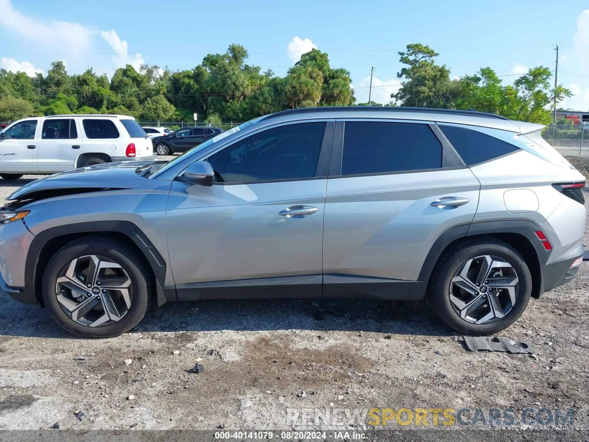 15 Photograph of a damaged car 5NMJF3DE9RH419116 HYUNDAI TUCSON 2024