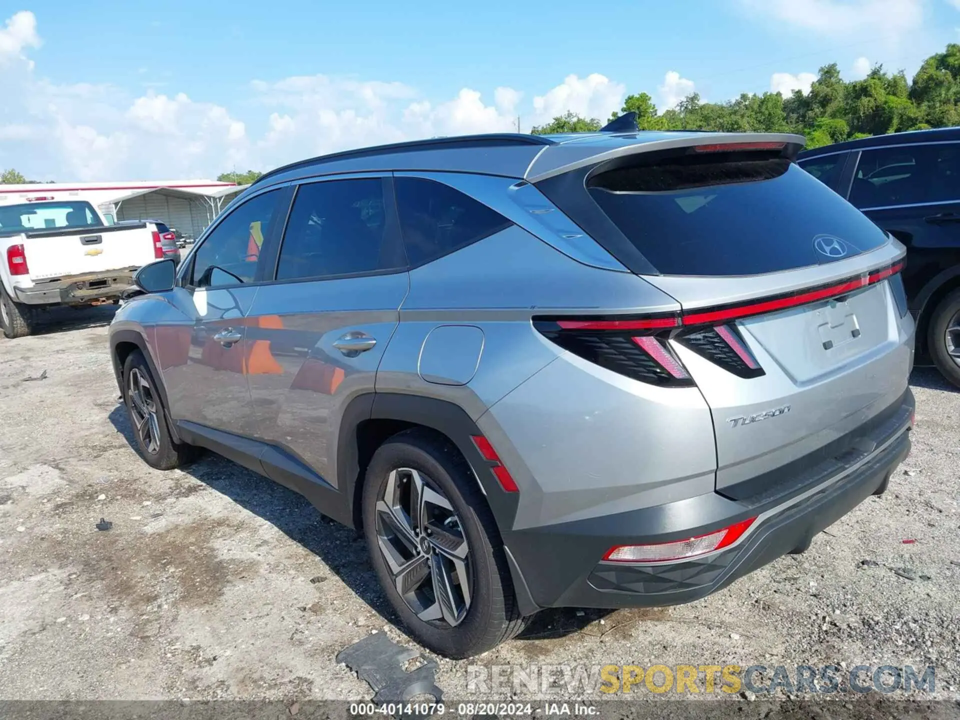 3 Photograph of a damaged car 5NMJF3DE9RH419116 HYUNDAI TUCSON 2024
