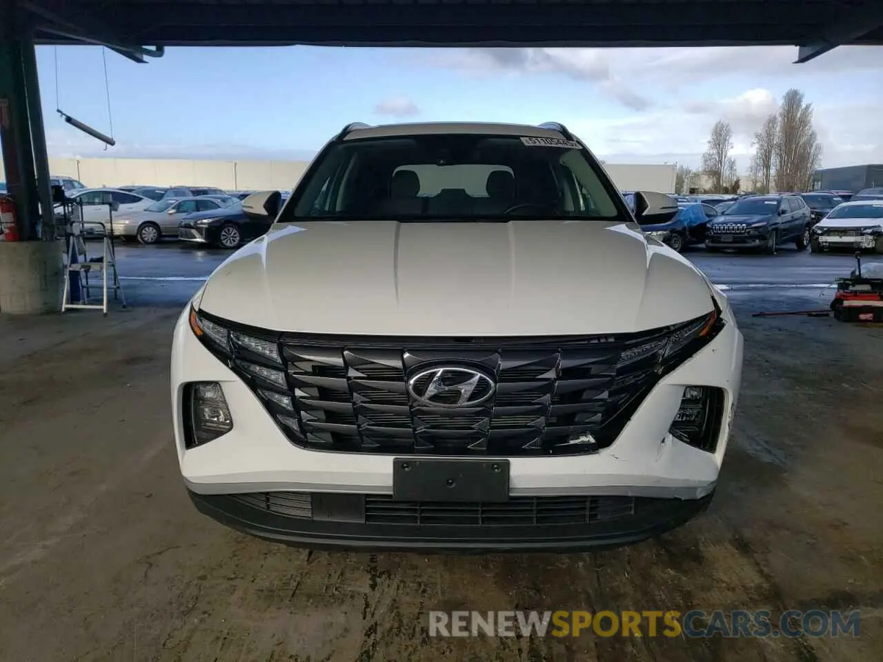 5 Photograph of a damaged car 5NMJF3DEXRH346001 HYUNDAI TUCSON 2024