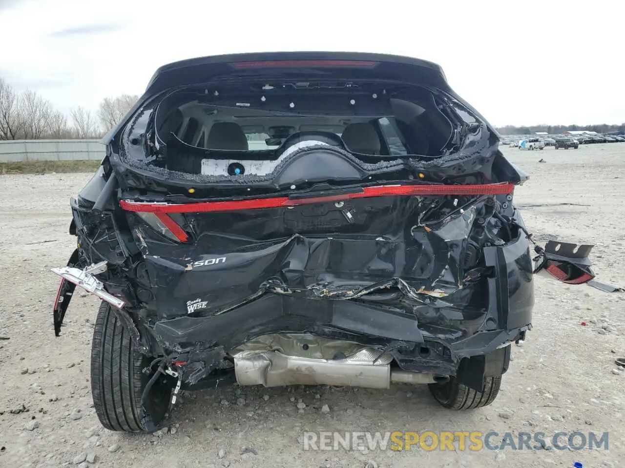 6 Photograph of a damaged car 5NMJFCDE1RH398116 HYUNDAI TUCSON 2024
