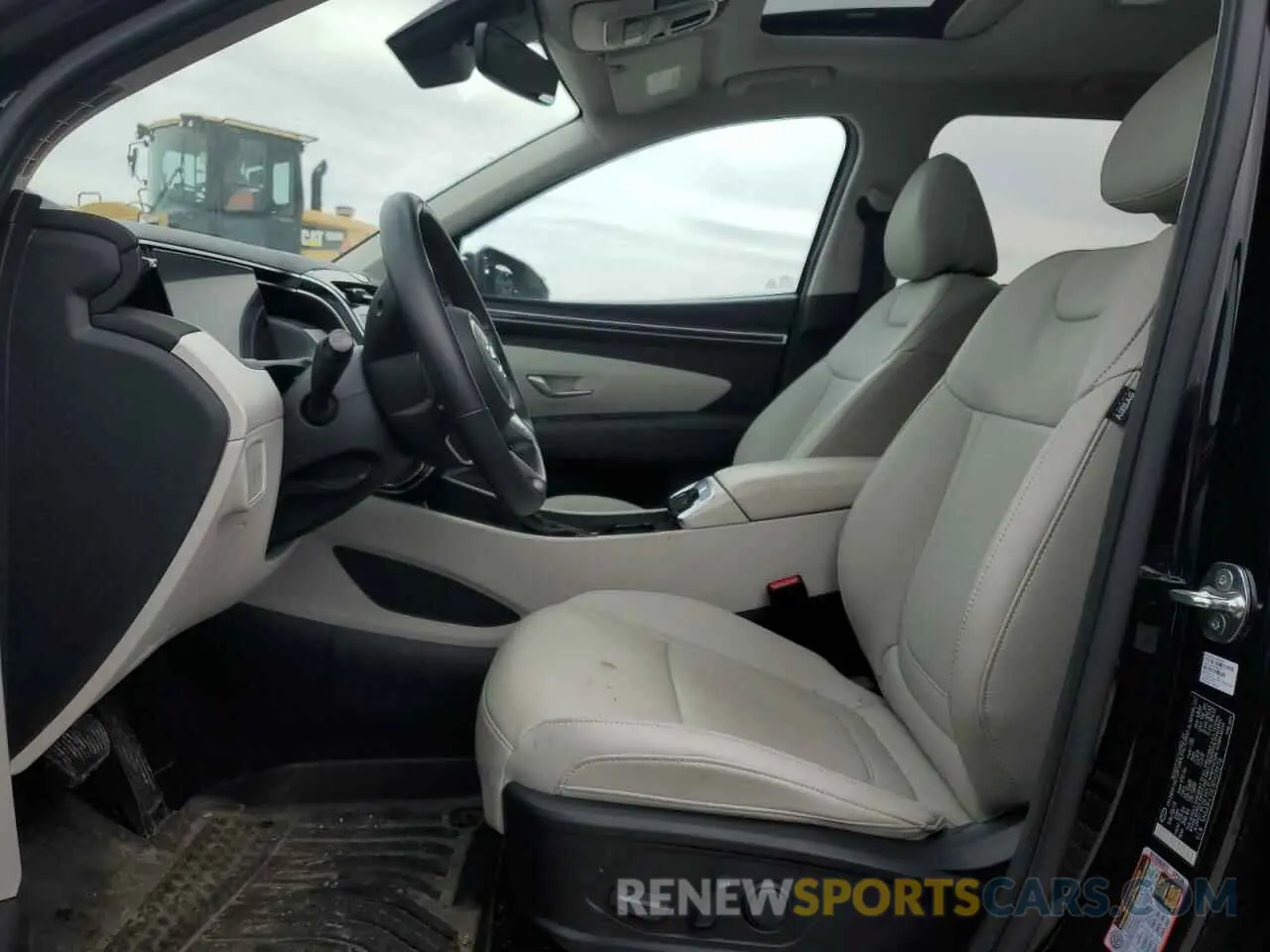 7 Photograph of a damaged car 5NMJFCDE1RH398116 HYUNDAI TUCSON 2024