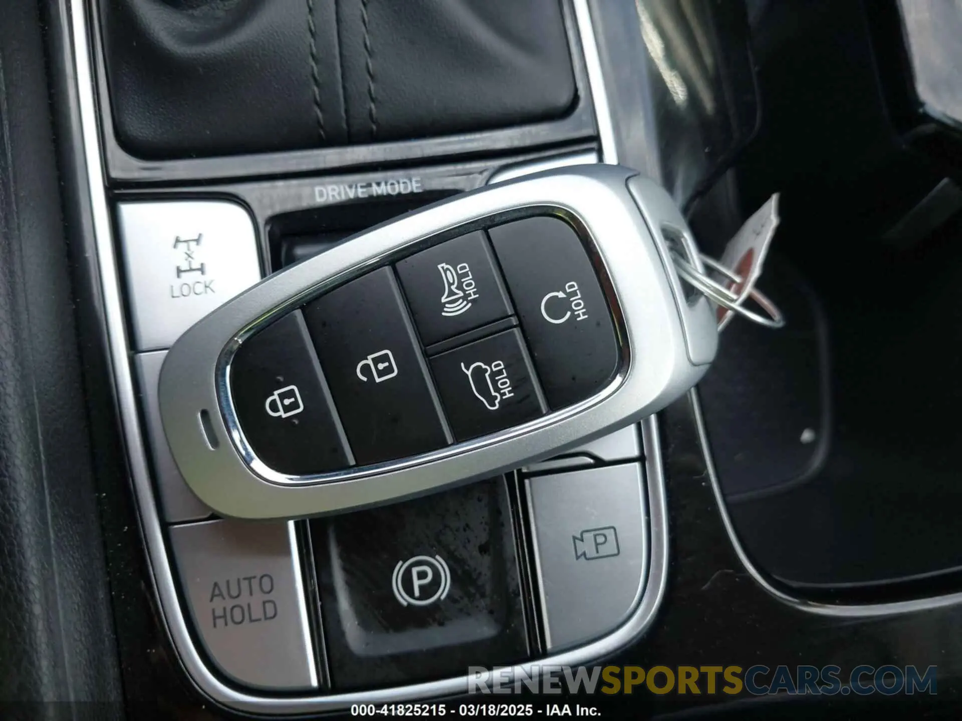 11 Photograph of a damaged car 5NMJFCDE4RH351498 HYUNDAI TUCSON 2024