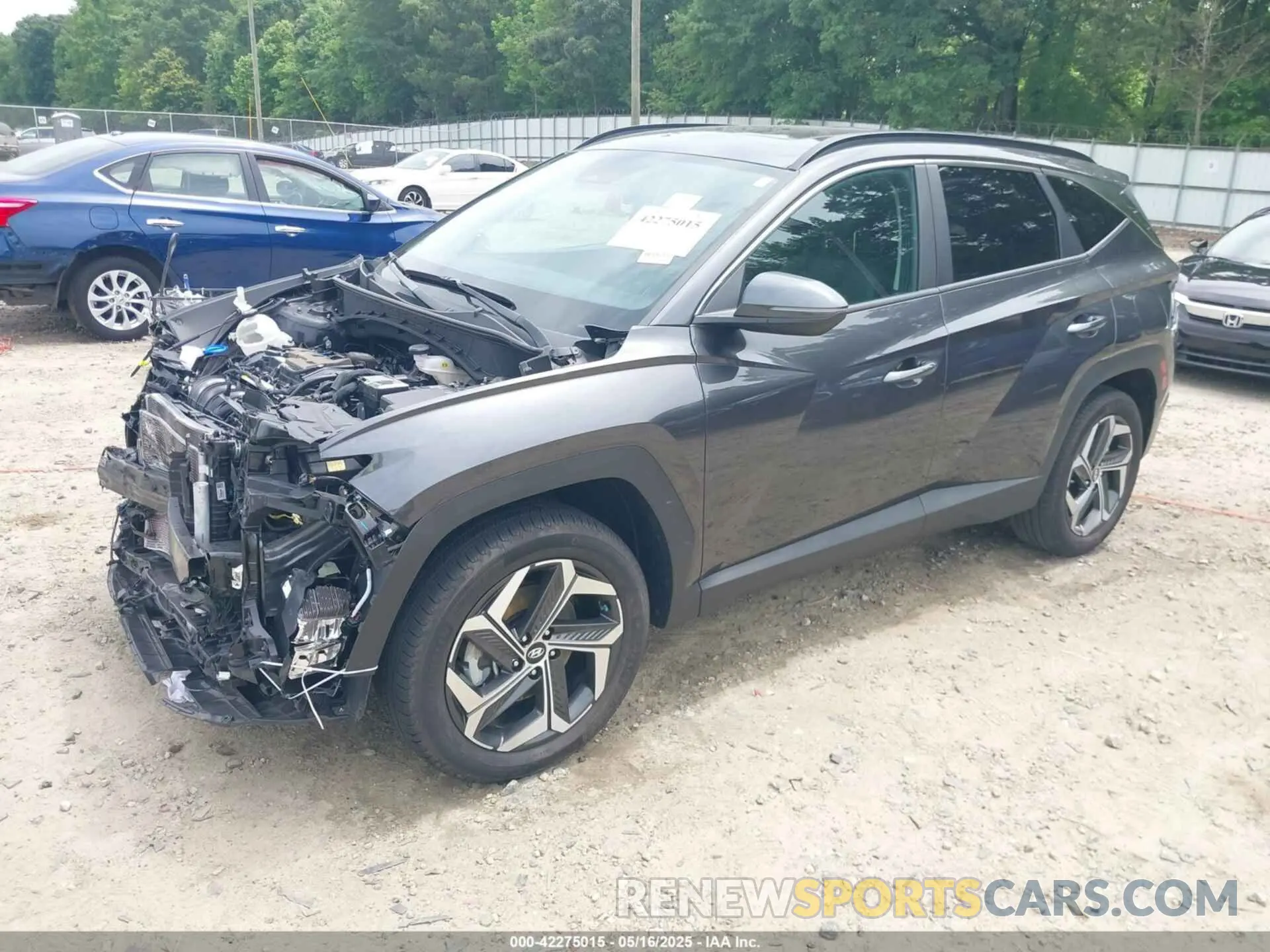 2 Photograph of a damaged car 5NMJFCDE6RH296827 HYUNDAI TUCSON 2024