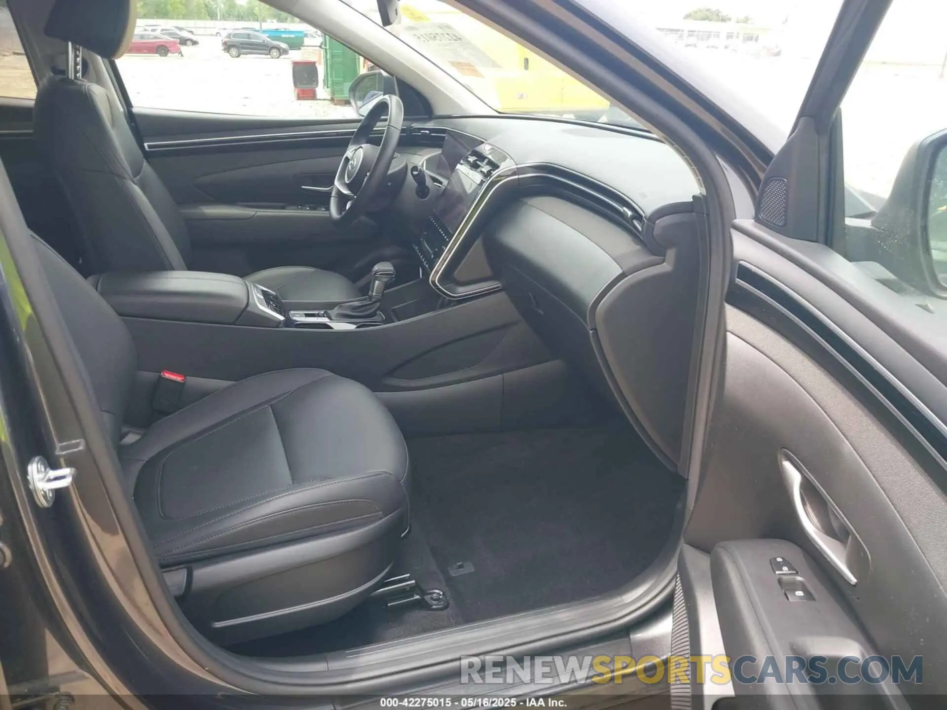 5 Photograph of a damaged car 5NMJFCDE6RH296827 HYUNDAI TUCSON 2024