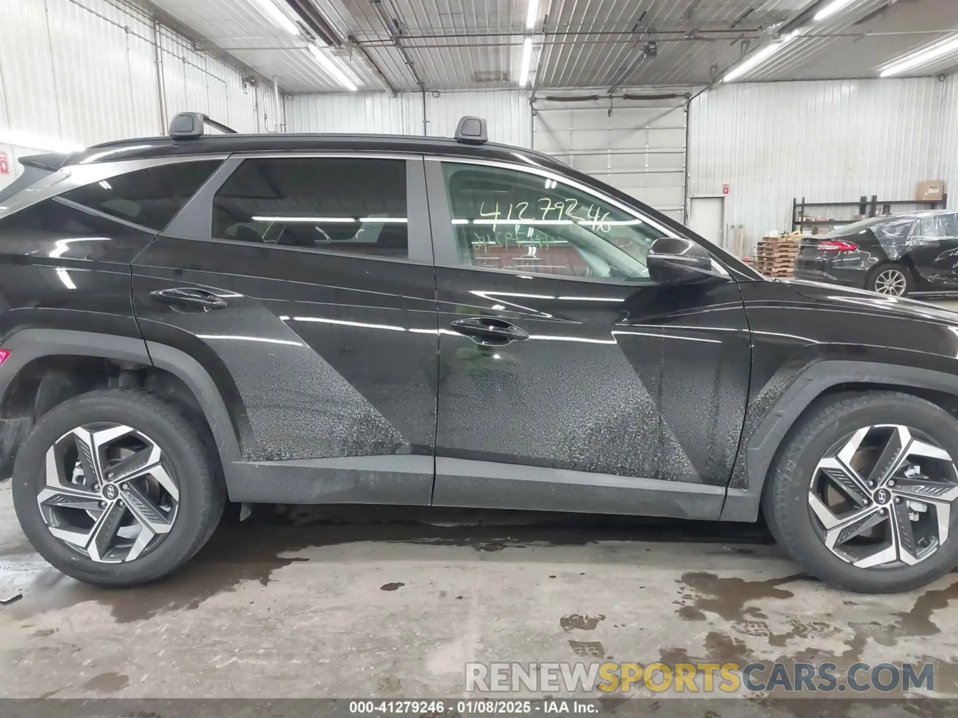 12 Photograph of a damaged car 5NMJFCDE6RH369257 HYUNDAI TUCSON 2024