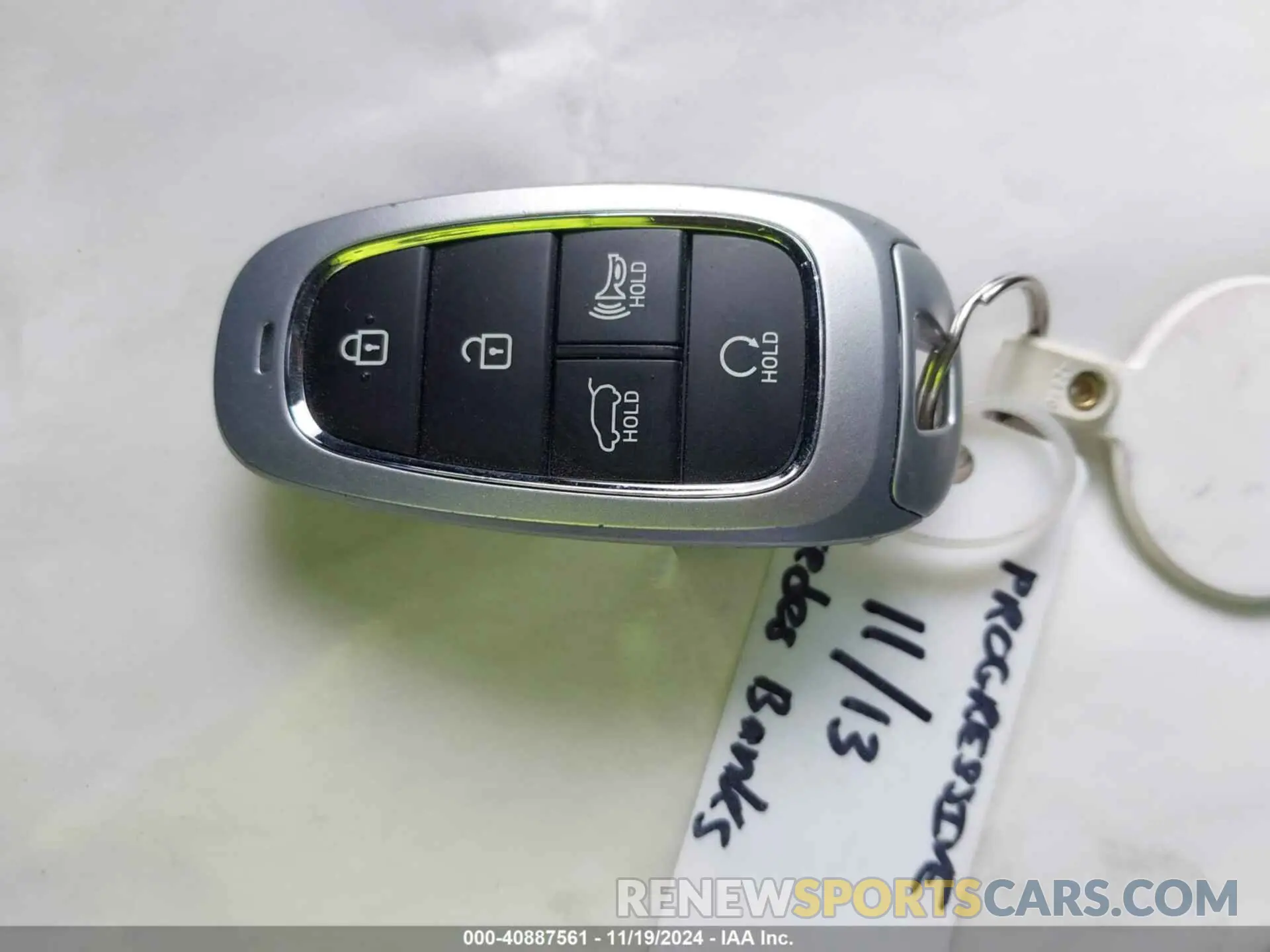 11 Photograph of a damaged car 5NMJFCDE6RH410261 HYUNDAI TUCSON 2024