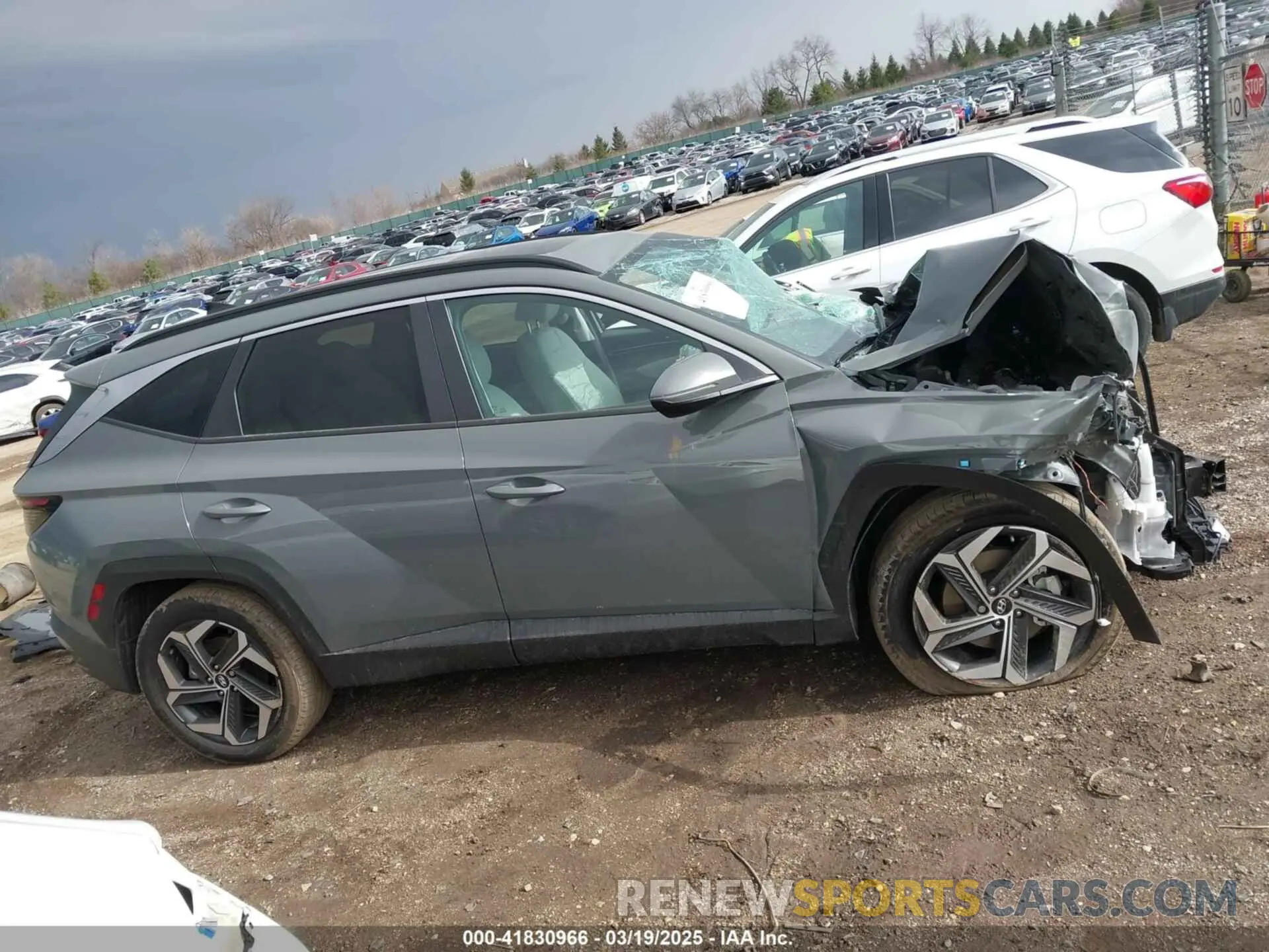 13 Photograph of a damaged car 5NMJFCDEXRH340814 HYUNDAI TUCSON 2024