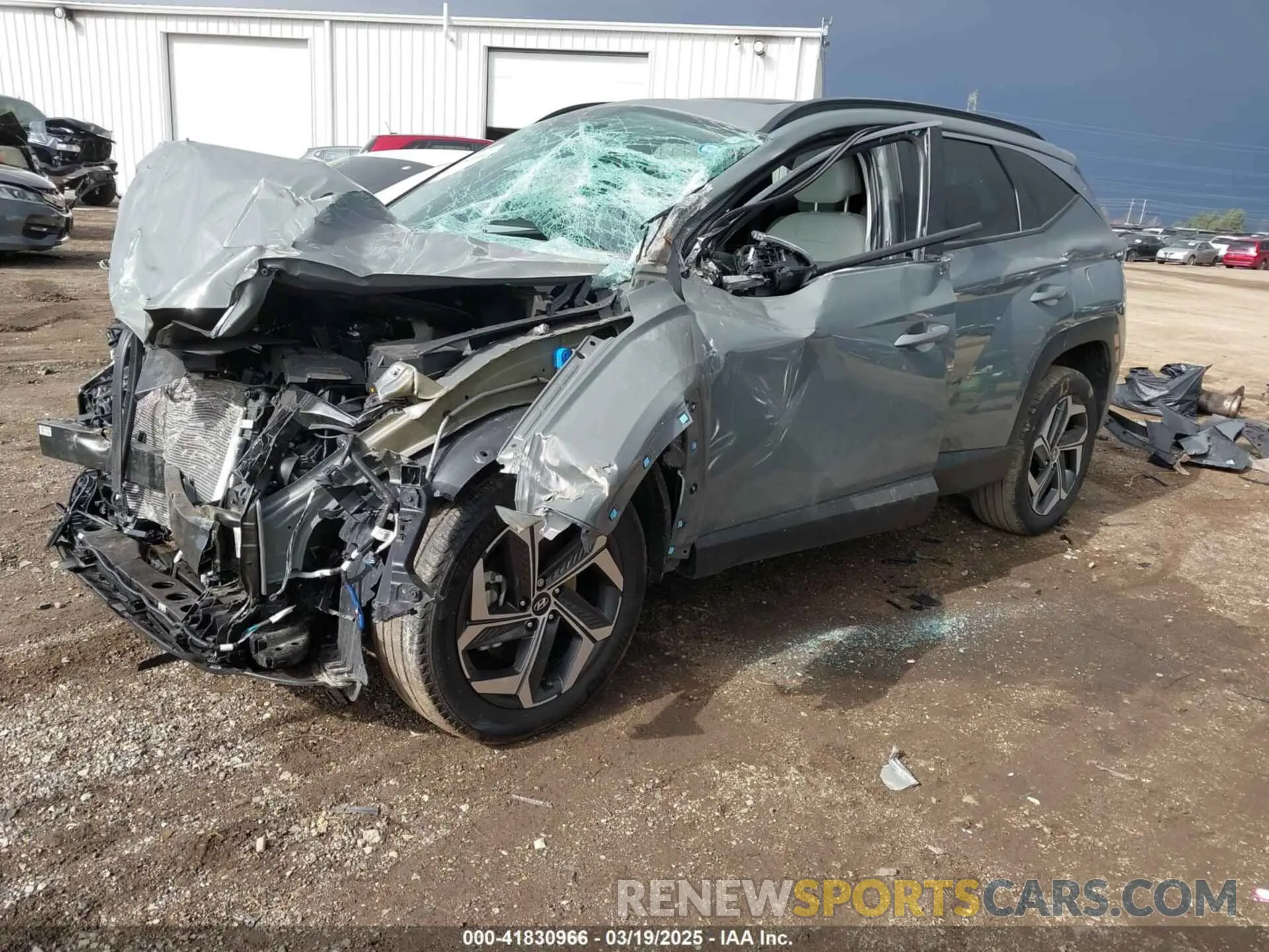 2 Photograph of a damaged car 5NMJFCDEXRH340814 HYUNDAI TUCSON 2024