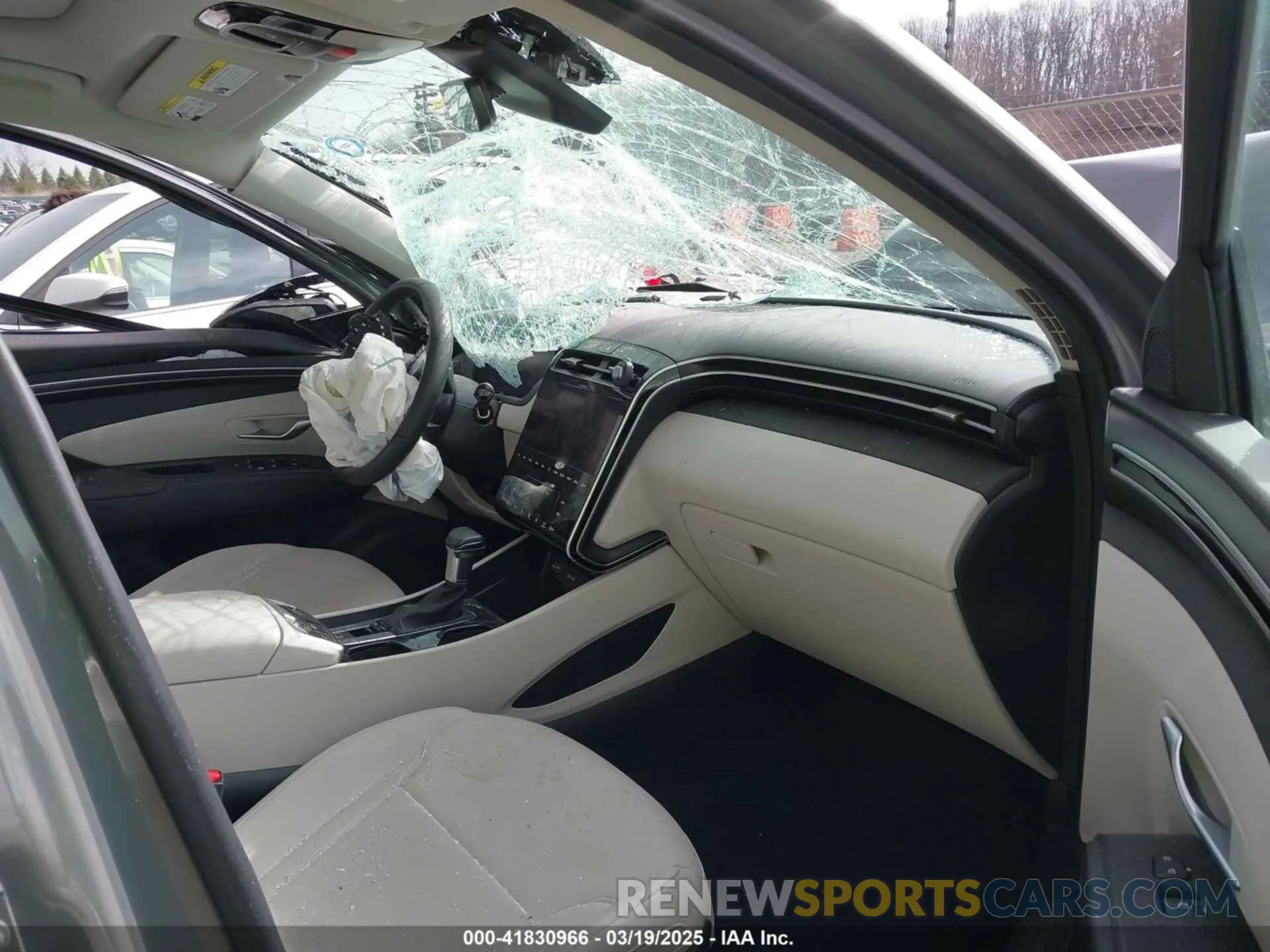 5 Photograph of a damaged car 5NMJFCDEXRH340814 HYUNDAI TUCSON 2024