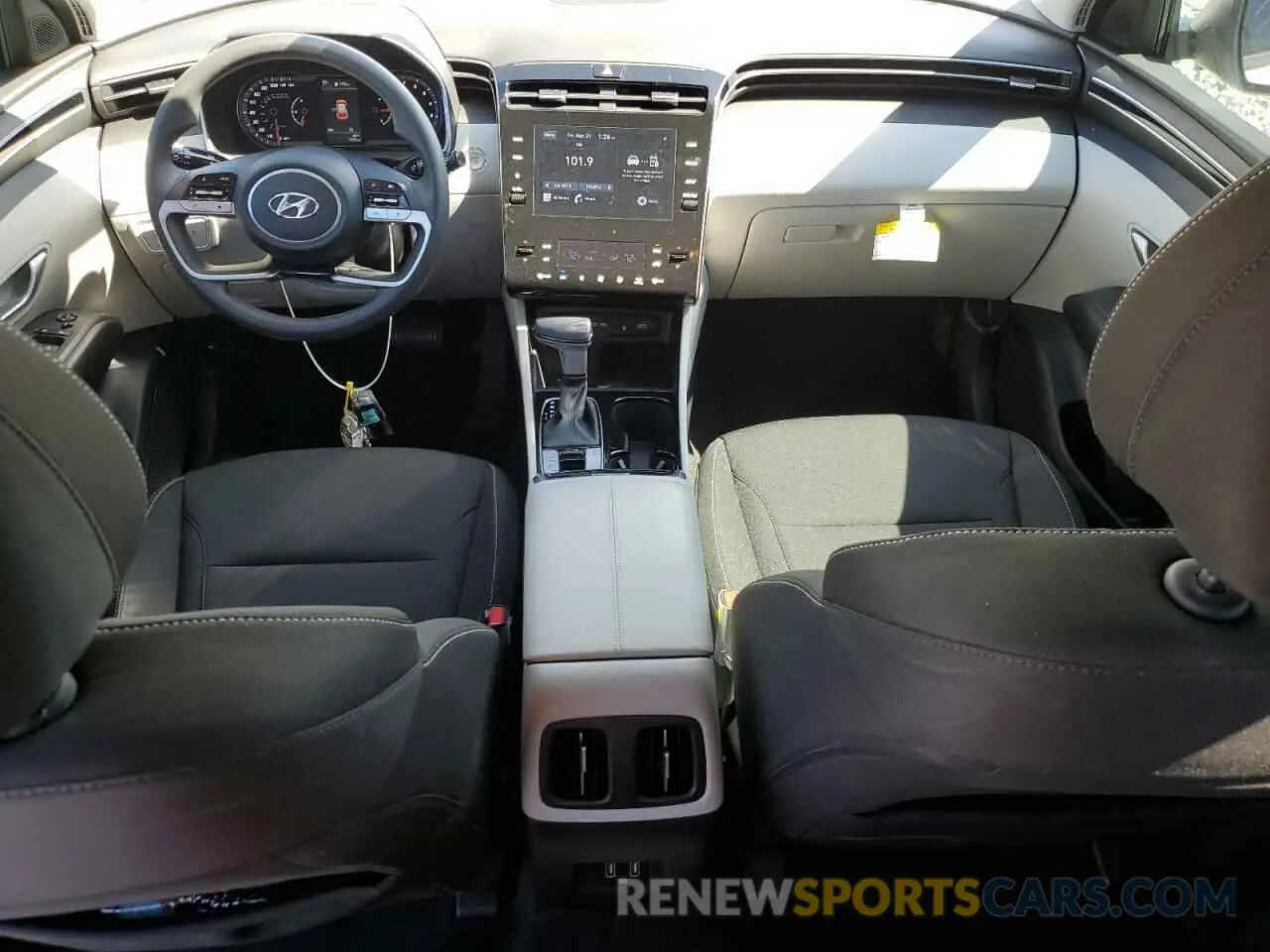 8 Photograph of a damaged car KM8JB3DE1RU281474 HYUNDAI TUCSON 2024