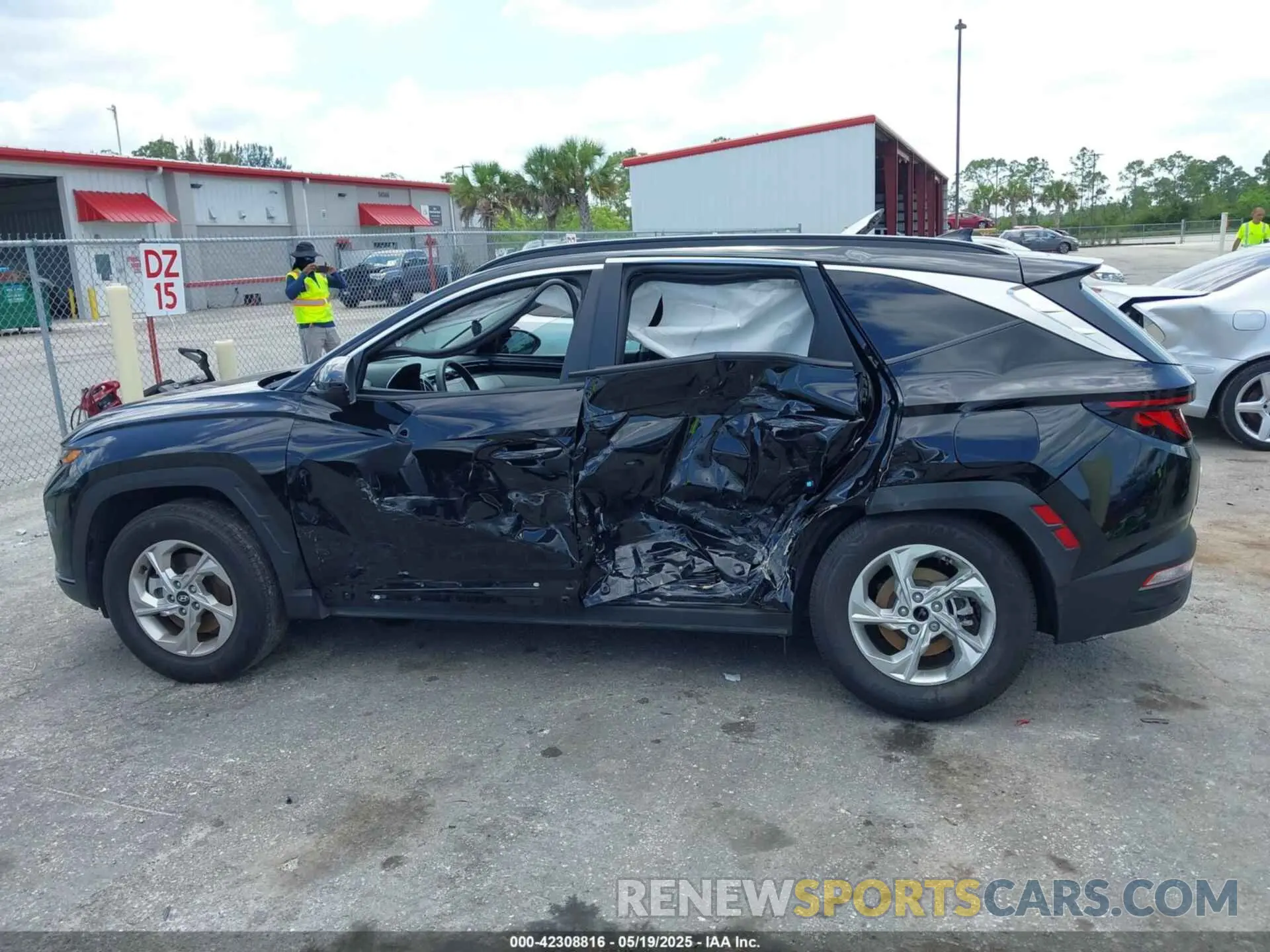 15 Photograph of a damaged car KM8JB3DE8RU350306 HYUNDAI TUCSON 2024