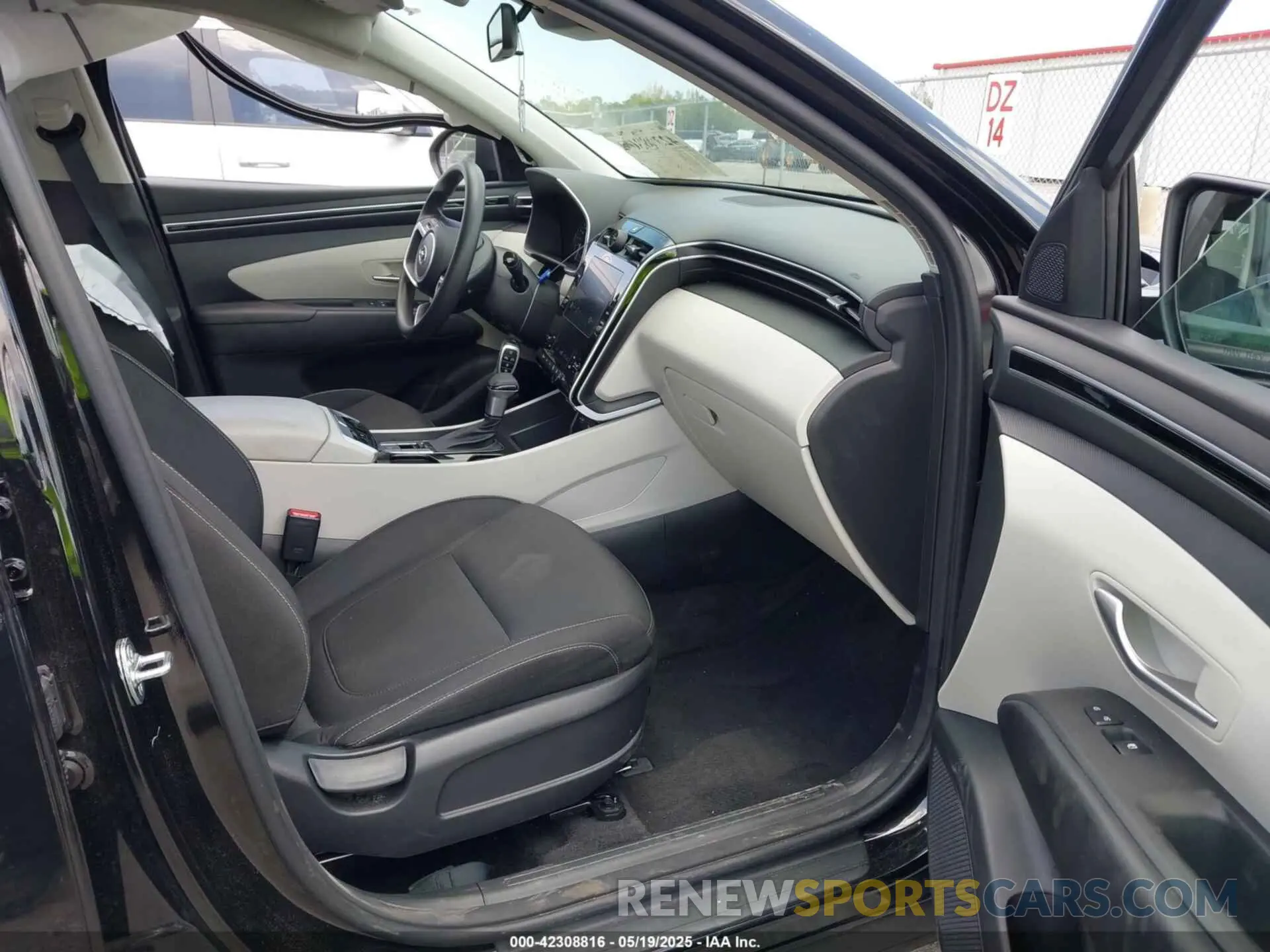 5 Photograph of a damaged car KM8JB3DE8RU350306 HYUNDAI TUCSON 2024