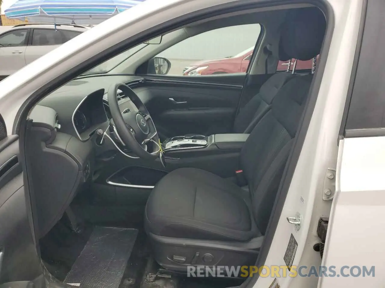 7 Photograph of a damaged car KM8JBCD14RU228460 HYUNDAI TUCSON 2024