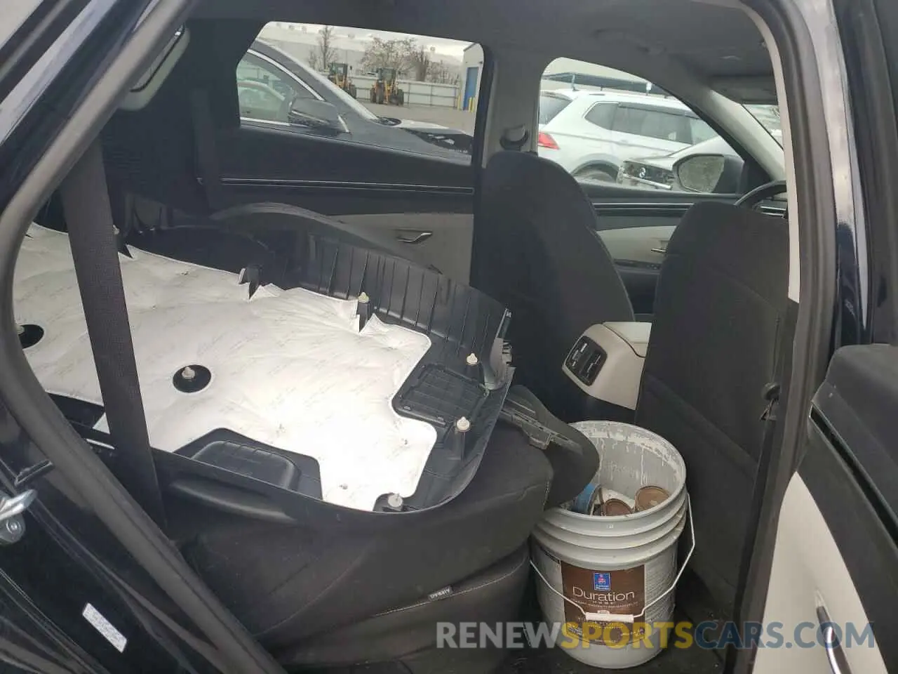 11 Photograph of a damaged car KM8JBCD18RU145047 HYUNDAI TUCSON 2024