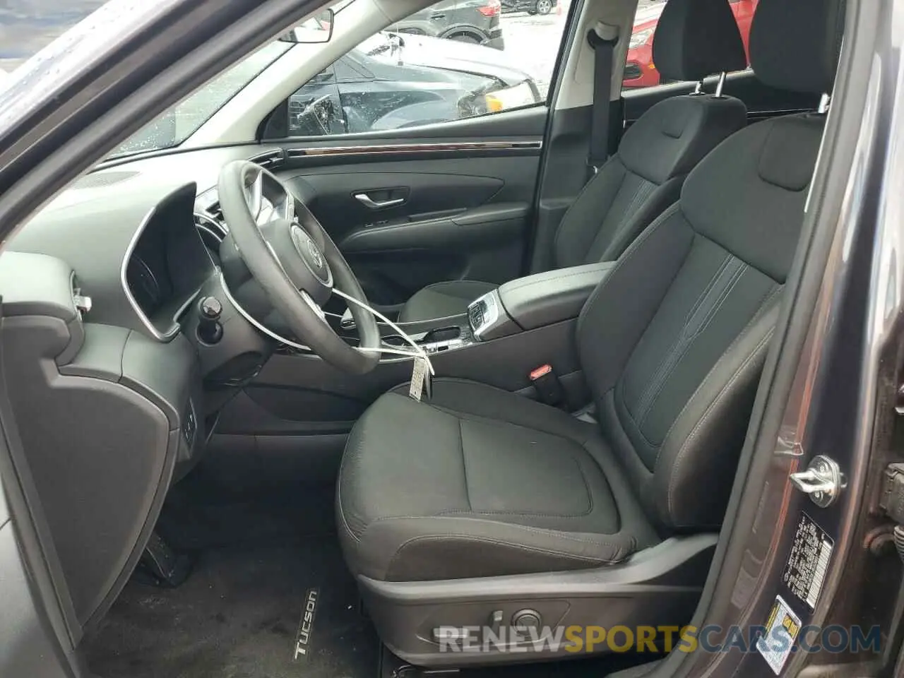 7 Photograph of a damaged car KM8JBCDE1RU328857 HYUNDAI TUCSON 2024