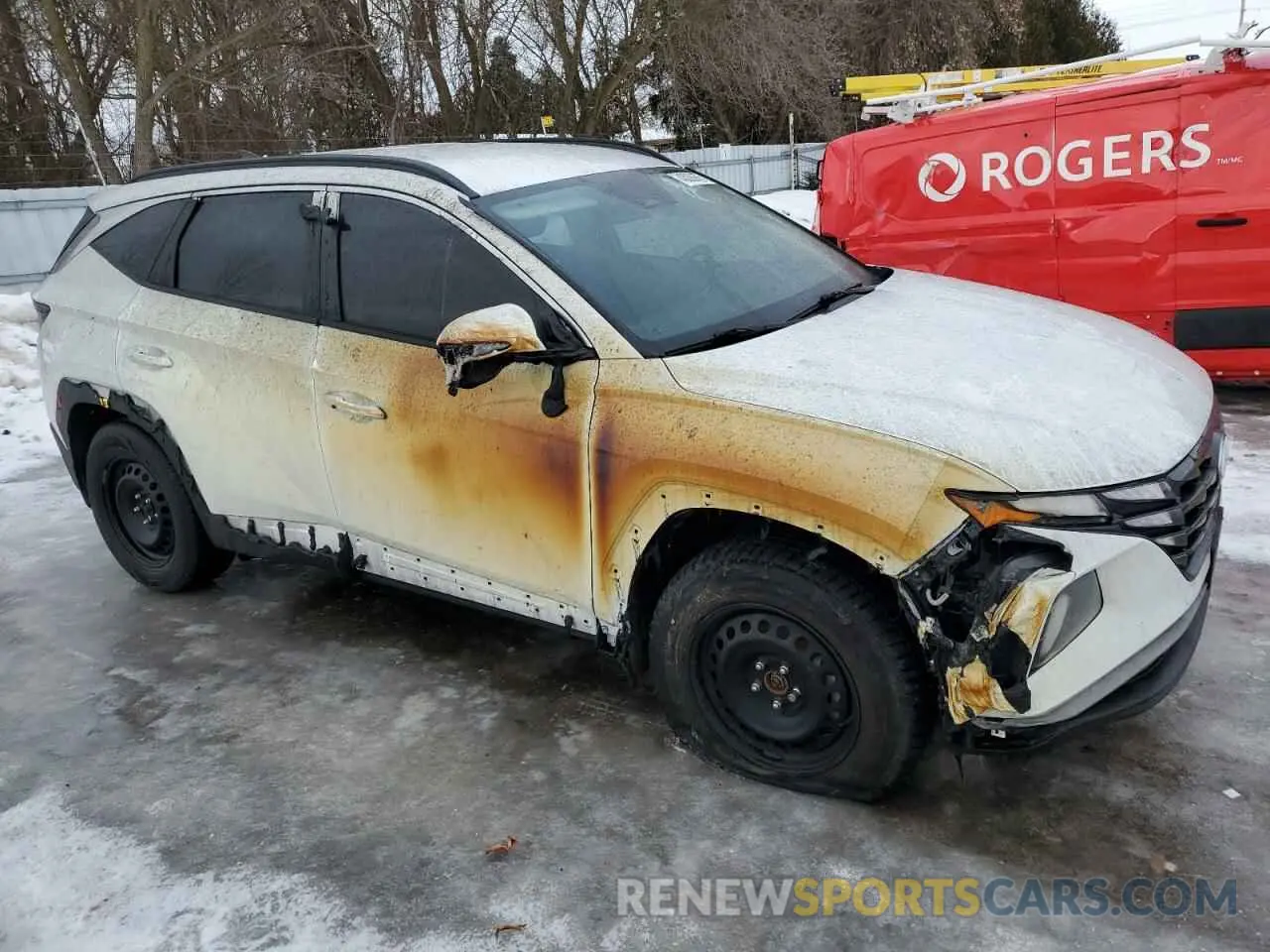 4 Photograph of a damaged car KM8JBCDE8RU306967 HYUNDAI TUCSON 2024