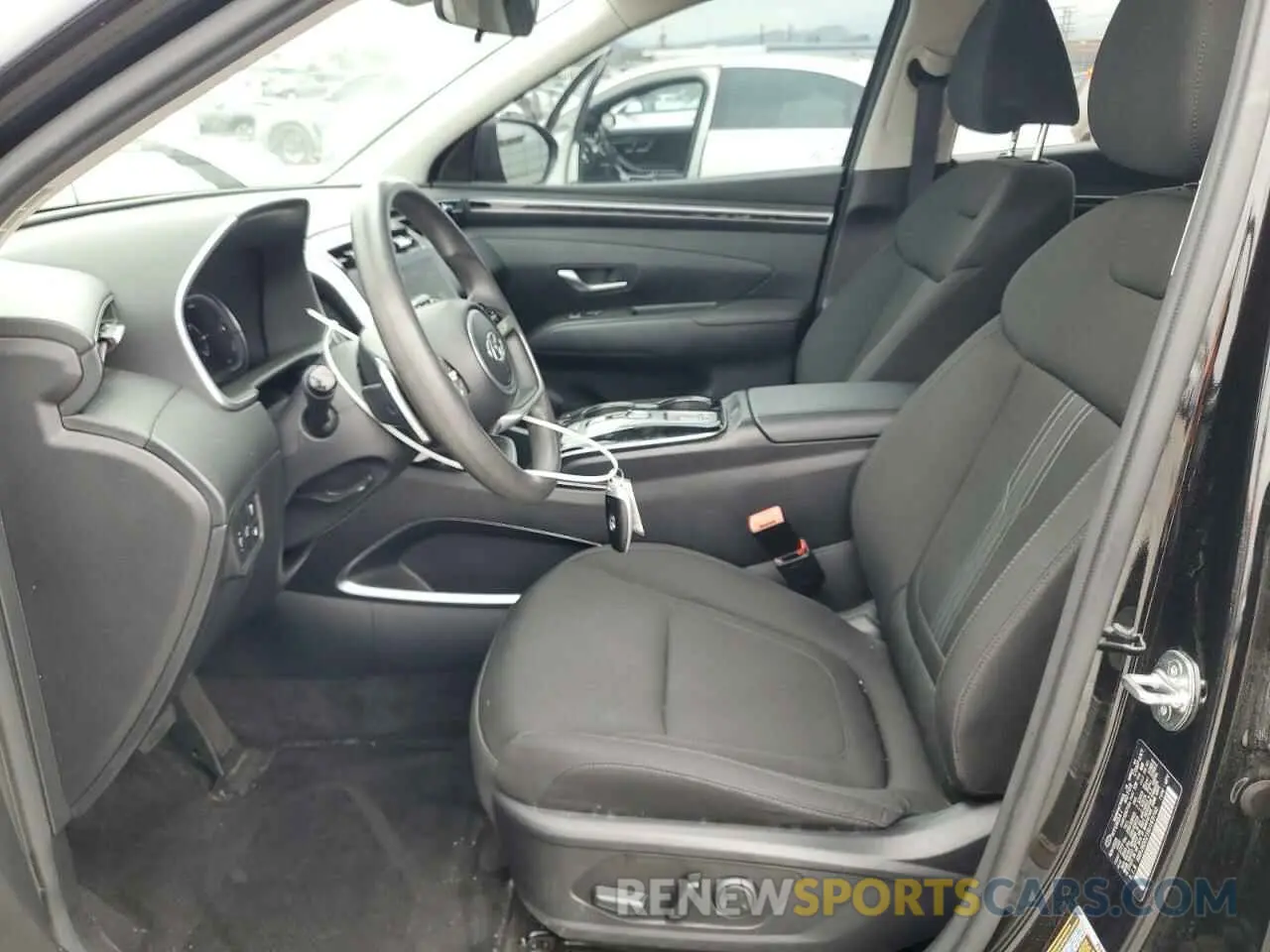7 Фотография поврежденного автомобиля KM8JBDD21RU169740 HYUNDAI TUCSON 2024