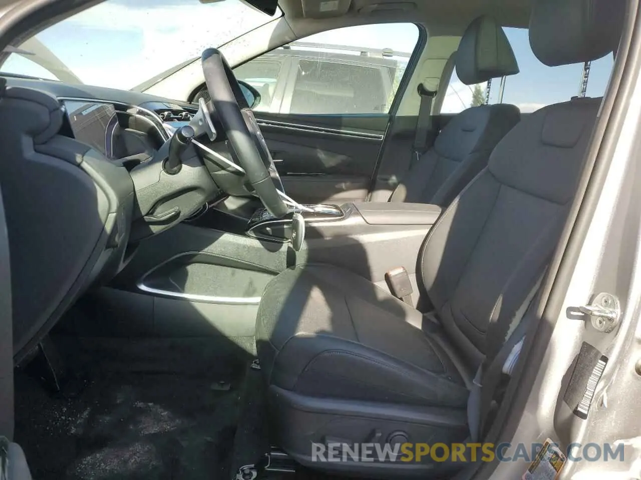 7 Photograph of a damaged car KM8JCCD16RU243118 HYUNDAI TUCSON 2024