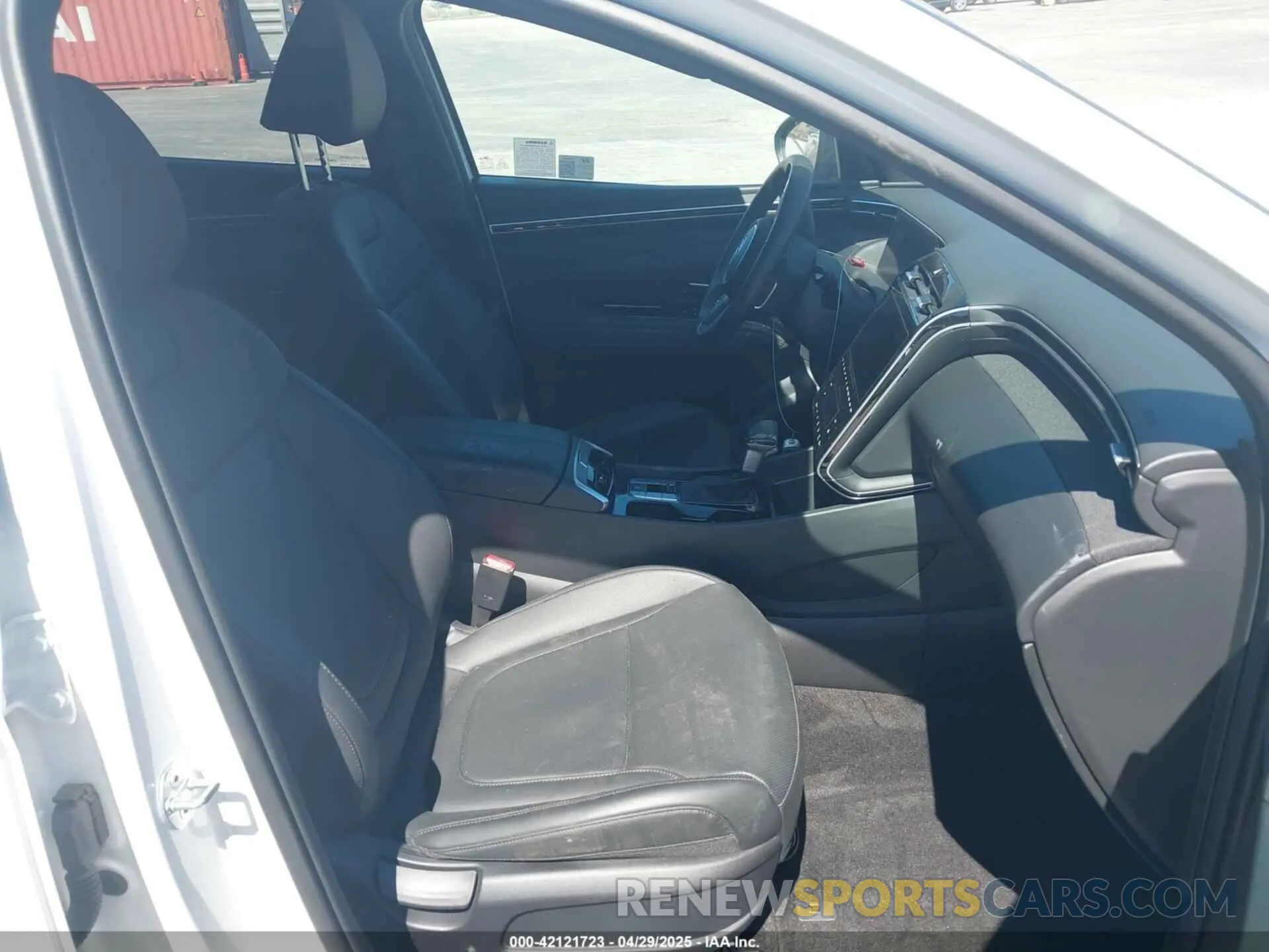 5 Photograph of a damaged car KM8JF3DE0RU313299 HYUNDAI TUCSON 2024