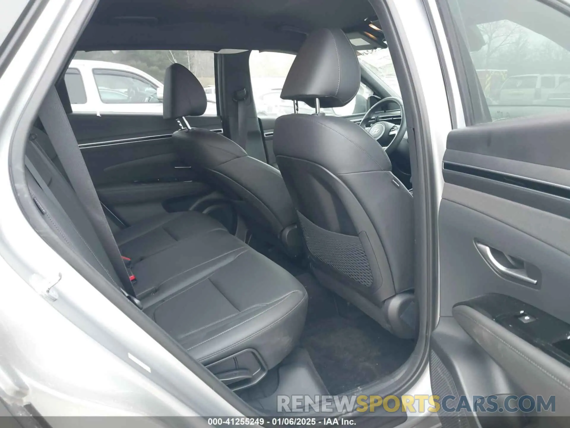 8 Photograph of a damaged car KM8JFCDE0RU293457 HYUNDAI TUCSON 2024