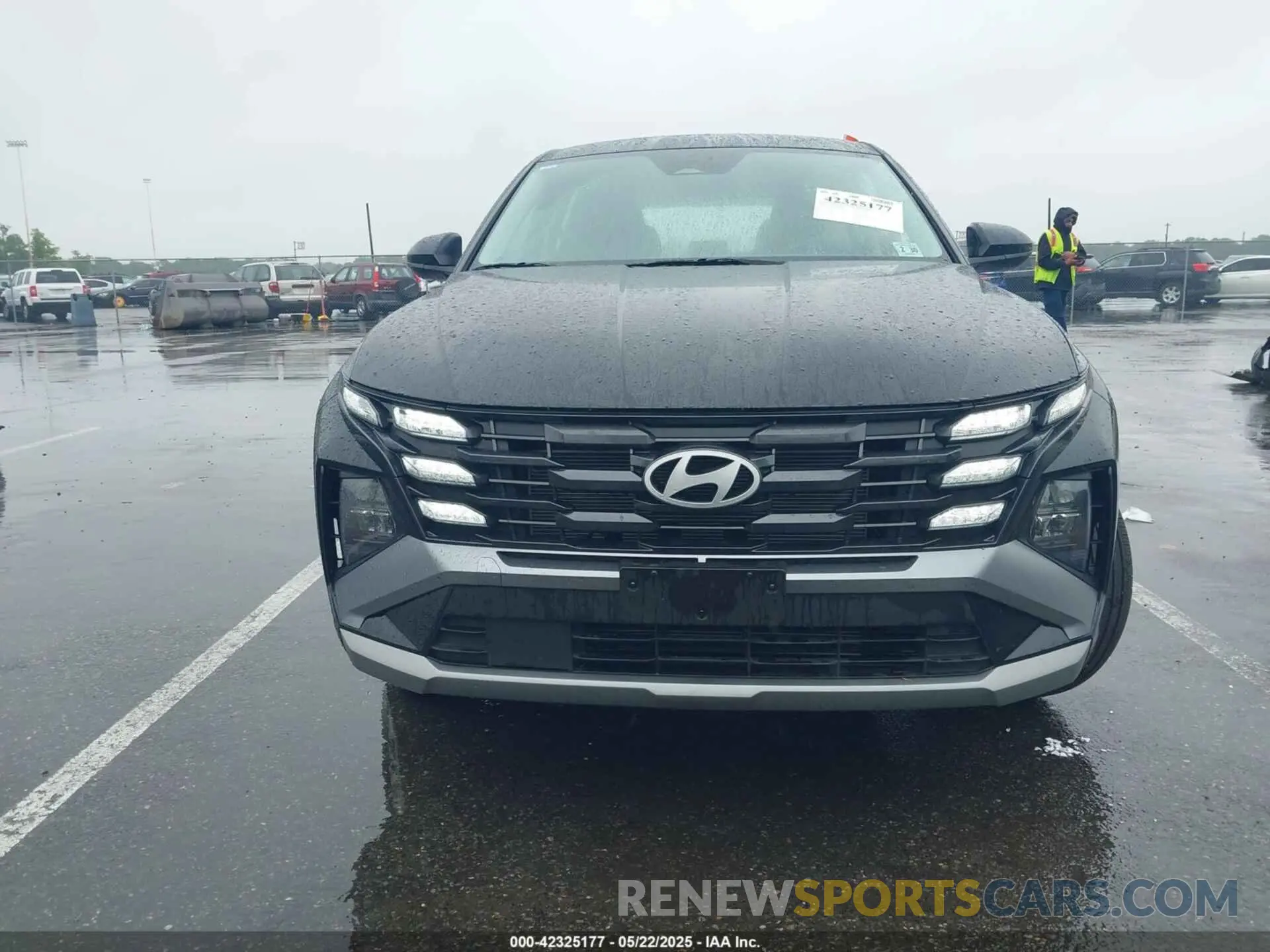 12 Photograph of a damaged car 3KMJACDE4SE010434 HYUNDAI TUCSON 2025