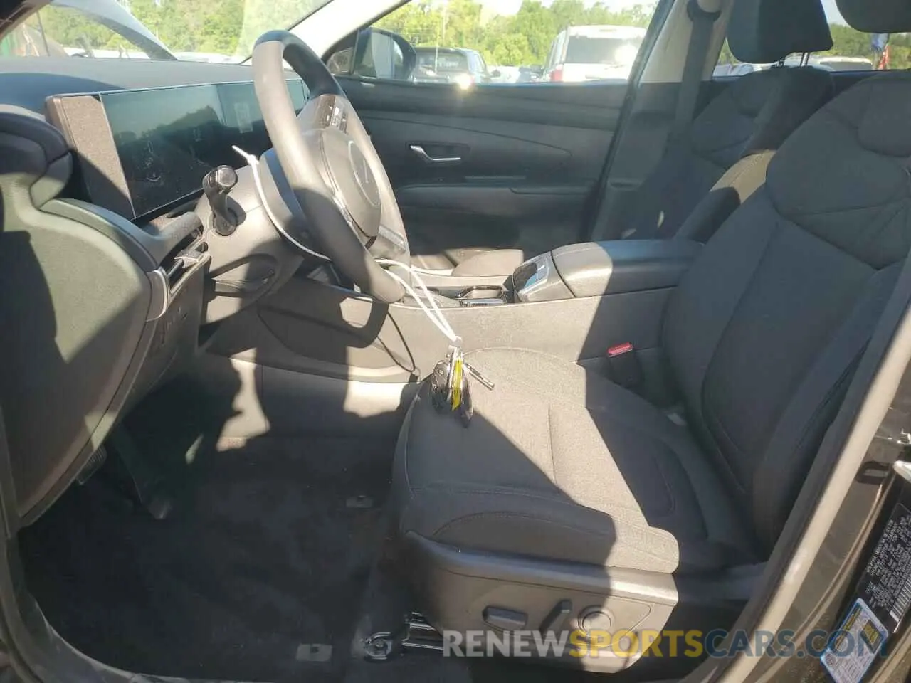 7 Фотография поврежденного автомобиля 3KMJB3DE8SE003838 HYUNDAI TUCSON 2025