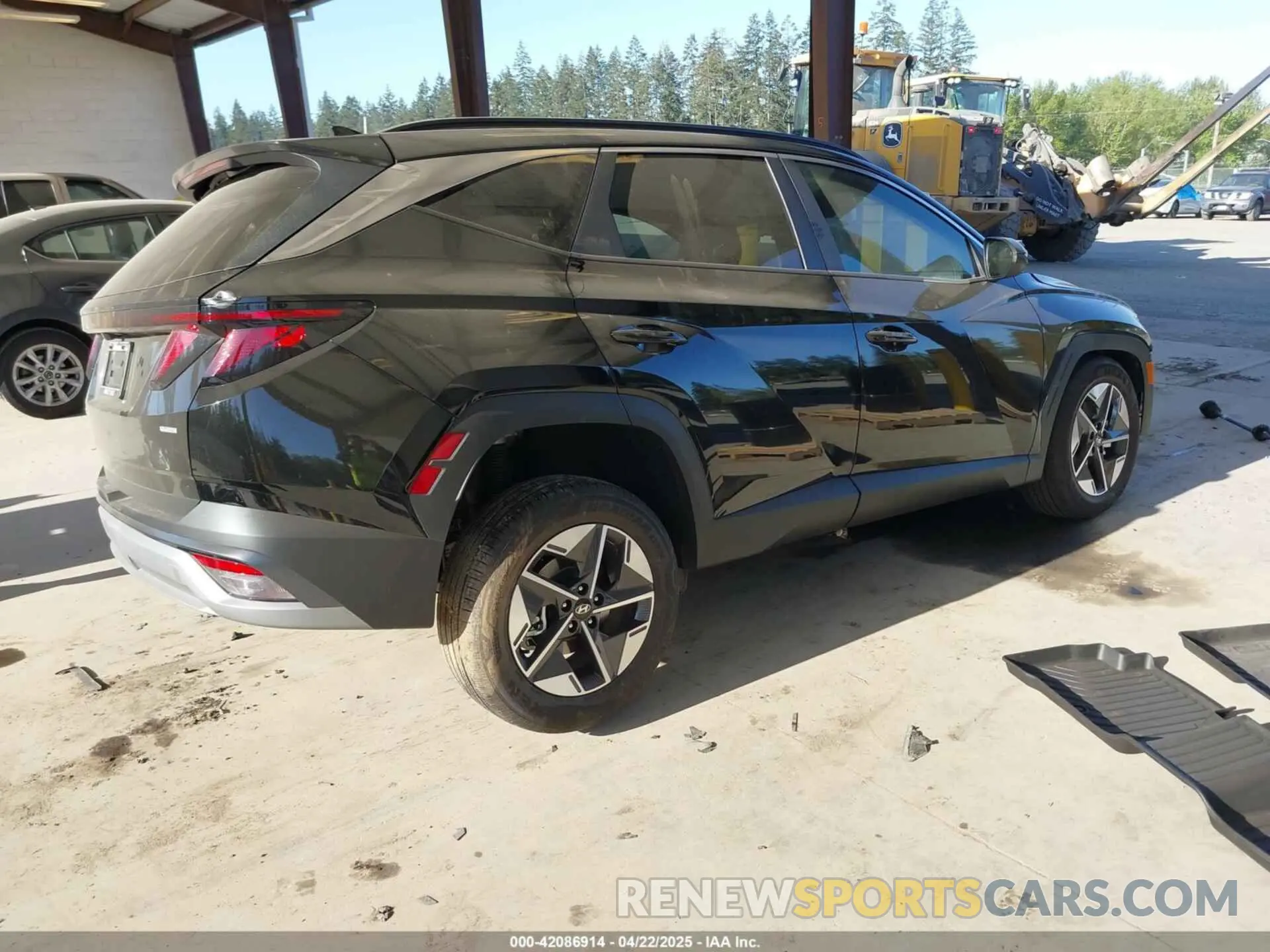 4 Фотография поврежденного автомобиля 3KMJBCDE2SE004676 HYUNDAI TUCSON 2025