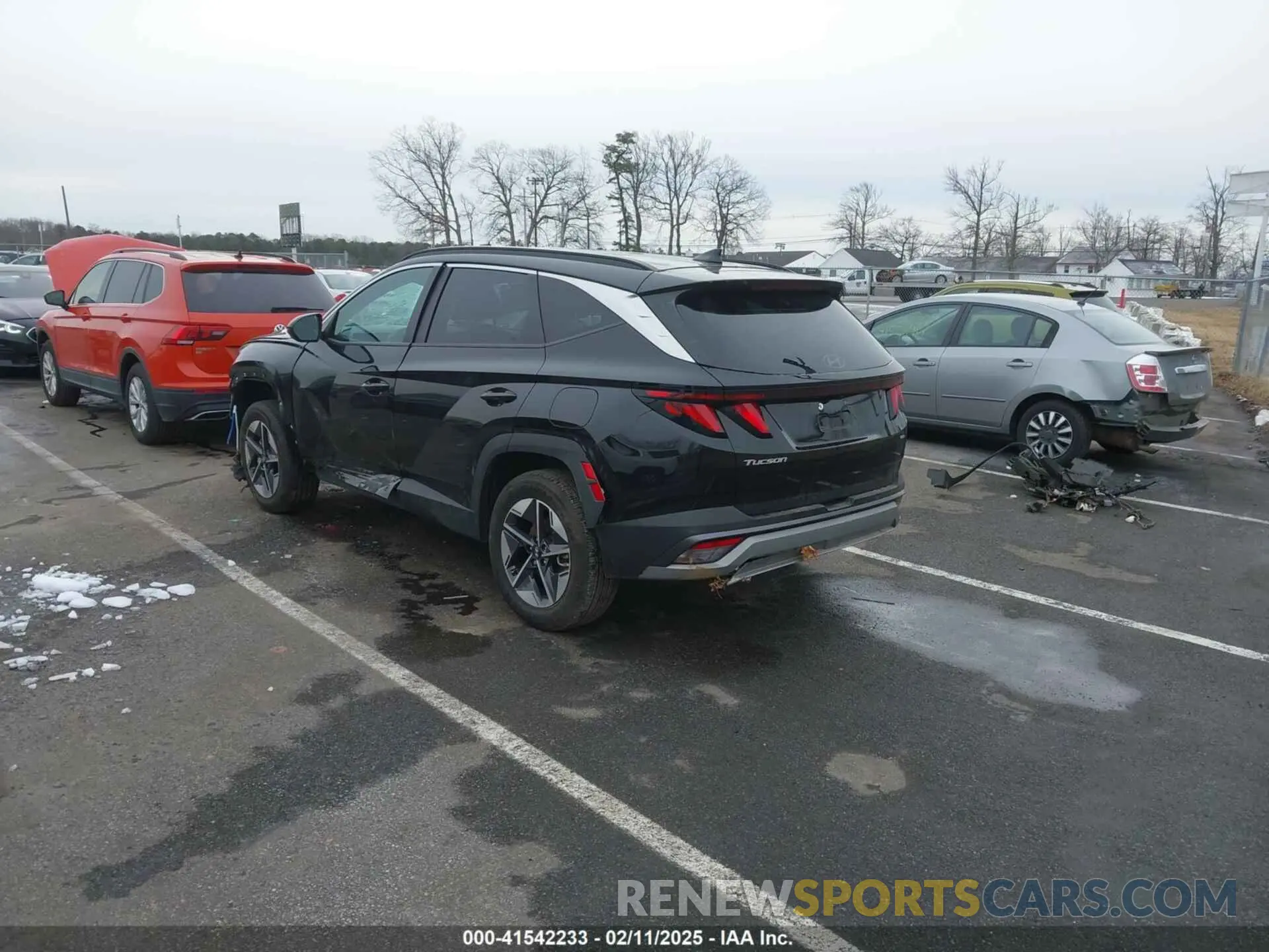 3 Photograph of a damaged car 3KMJBCDE5SE005000 HYUNDAI TUCSON 2025