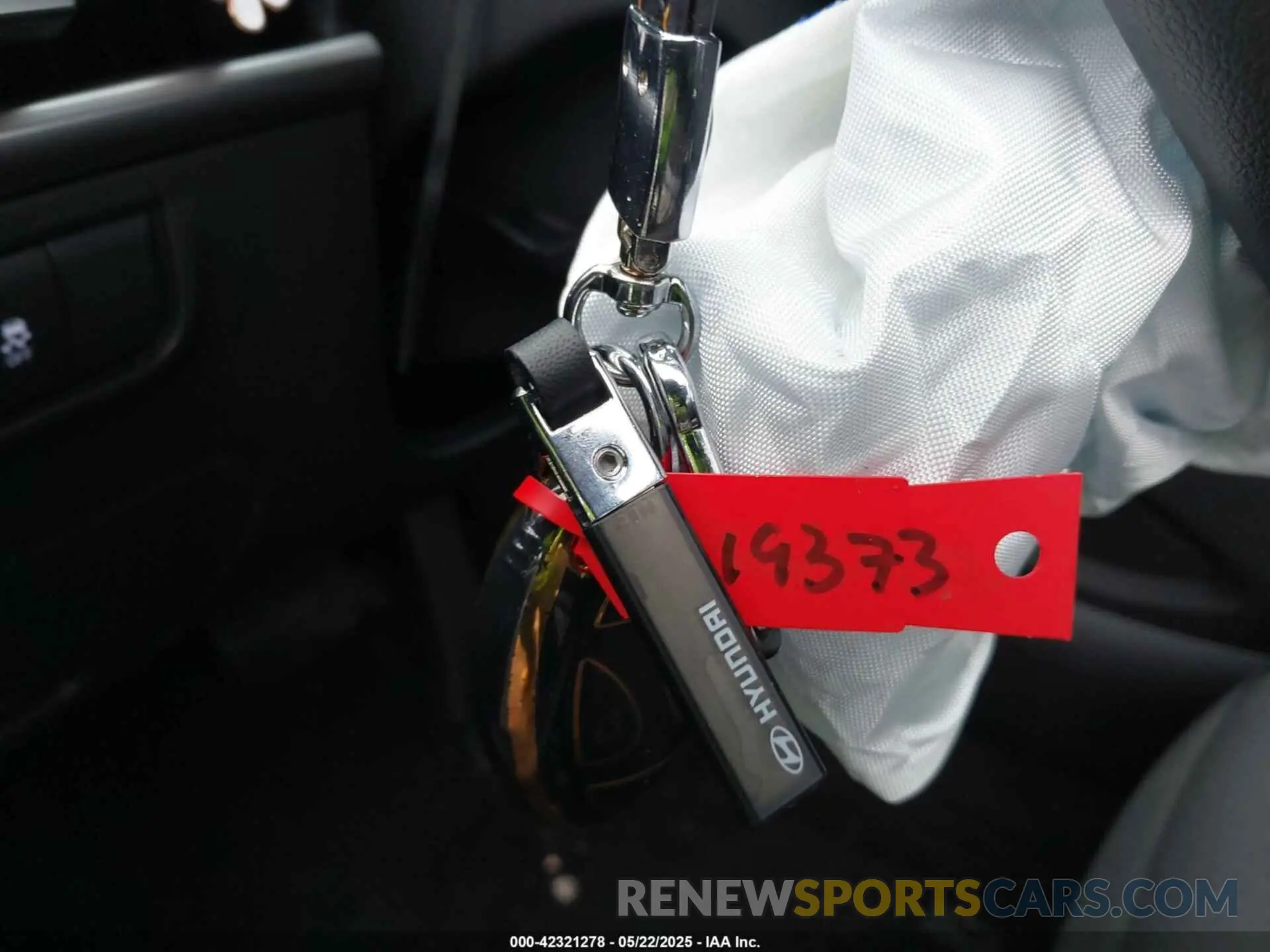 11 Photograph of a damaged car 3KMJBCDE7SE012787 HYUNDAI TUCSON 2025