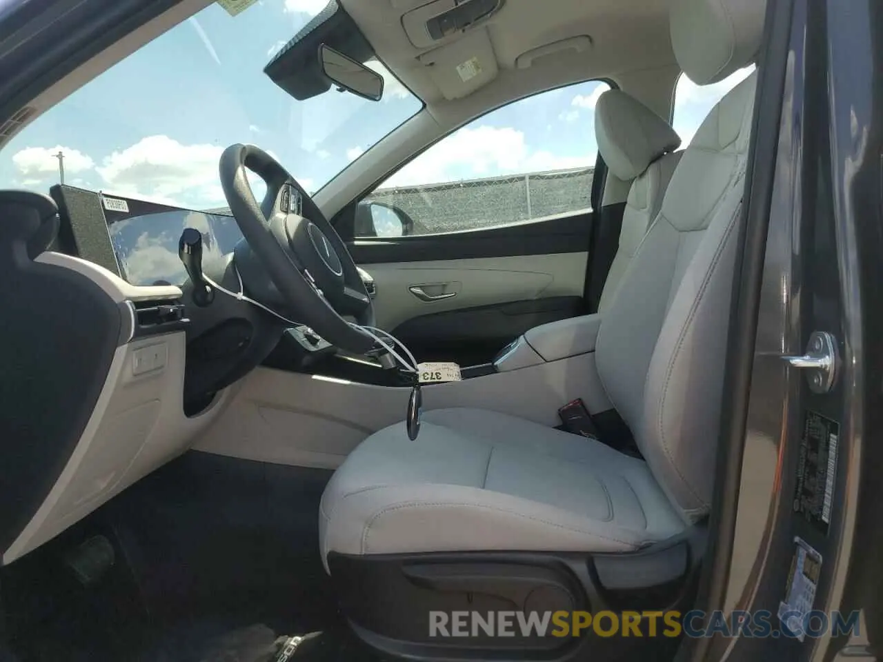 7 Photograph of a damaged car 5NMJA3DE4SH527602 HYUNDAI TUCSON 2025