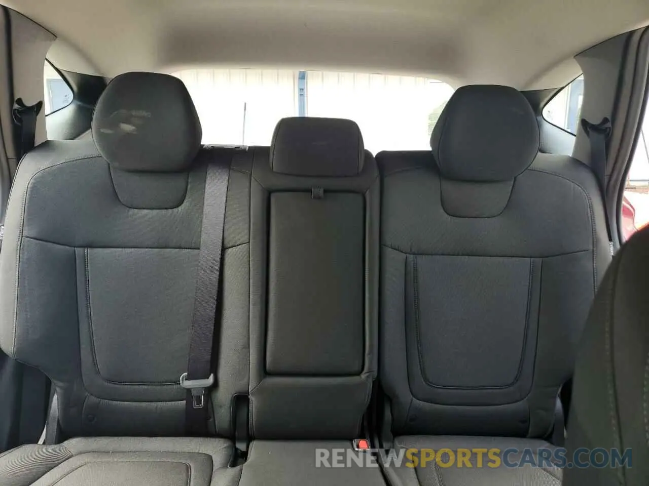 10 Photograph of a damaged car 5NMJACDE2SH453399 HYUNDAI TUCSON 2025