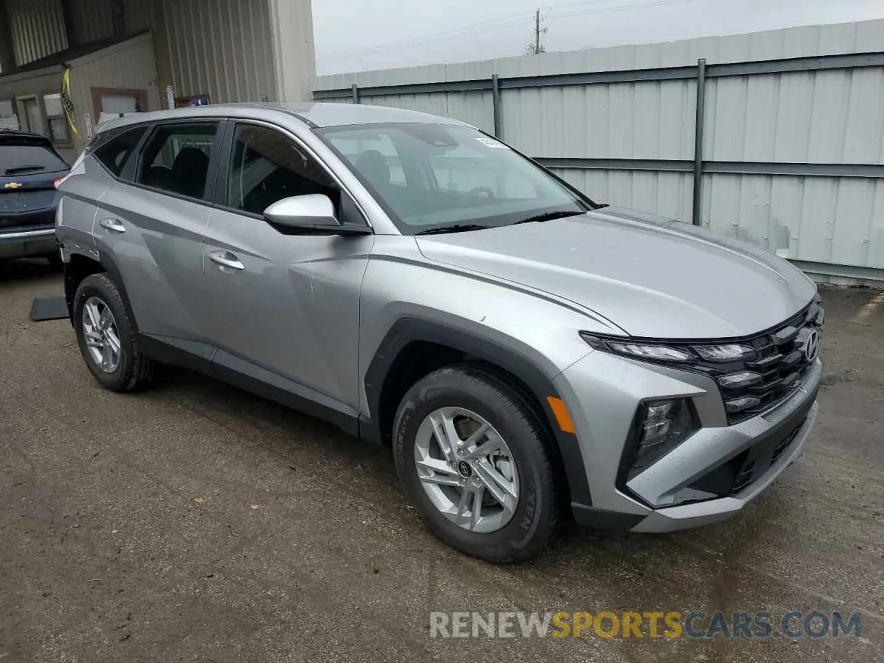 4 Photograph of a damaged car 5NMJACDEXSH481628 HYUNDAI TUCSON 2025