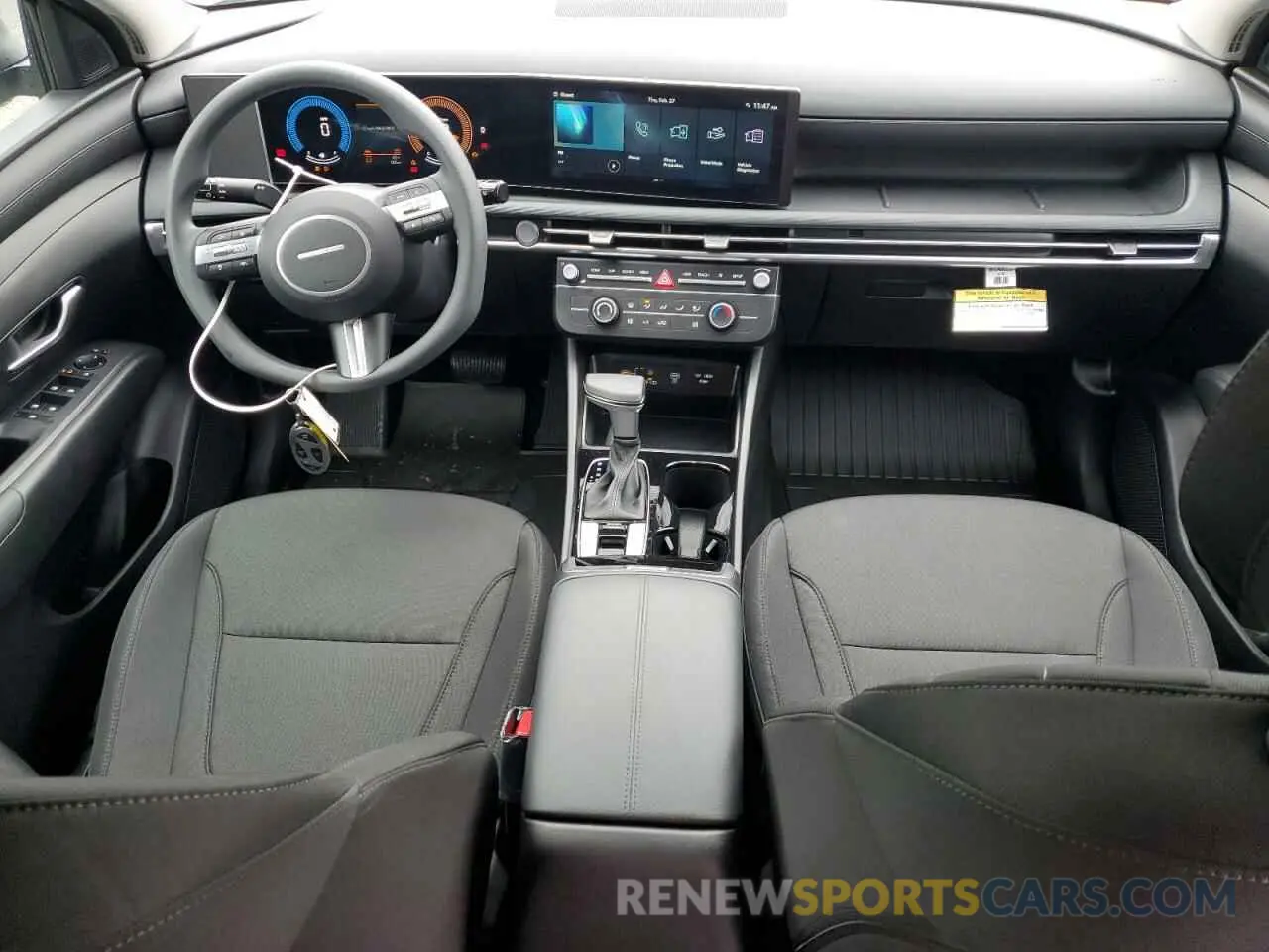 8 Photograph of a damaged car 5NMJACDEXSH481628 HYUNDAI TUCSON 2025