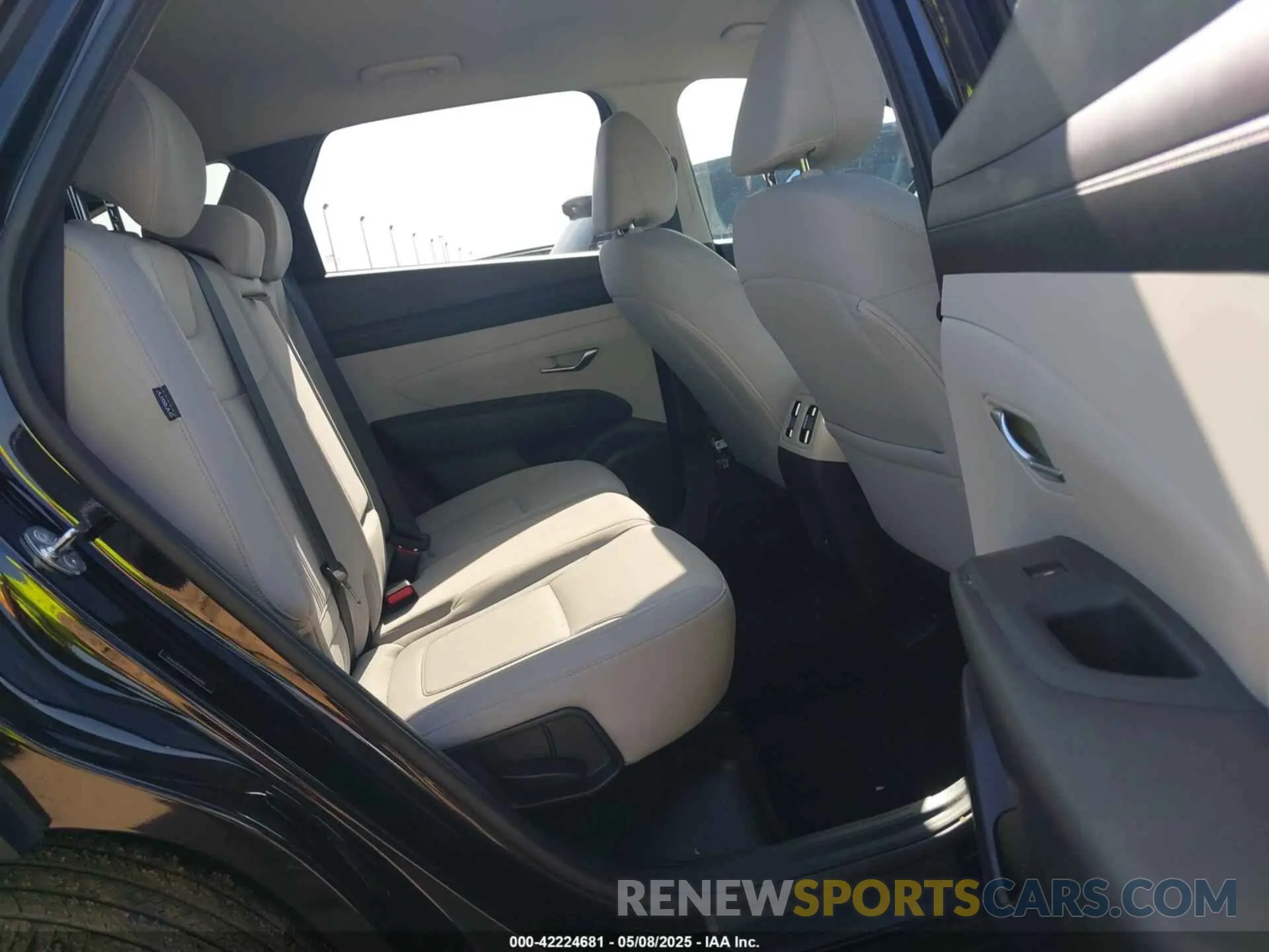 8 Фотография поврежденного автомобиля 5NMJB3DE0SH460297 HYUNDAI TUCSON 2025