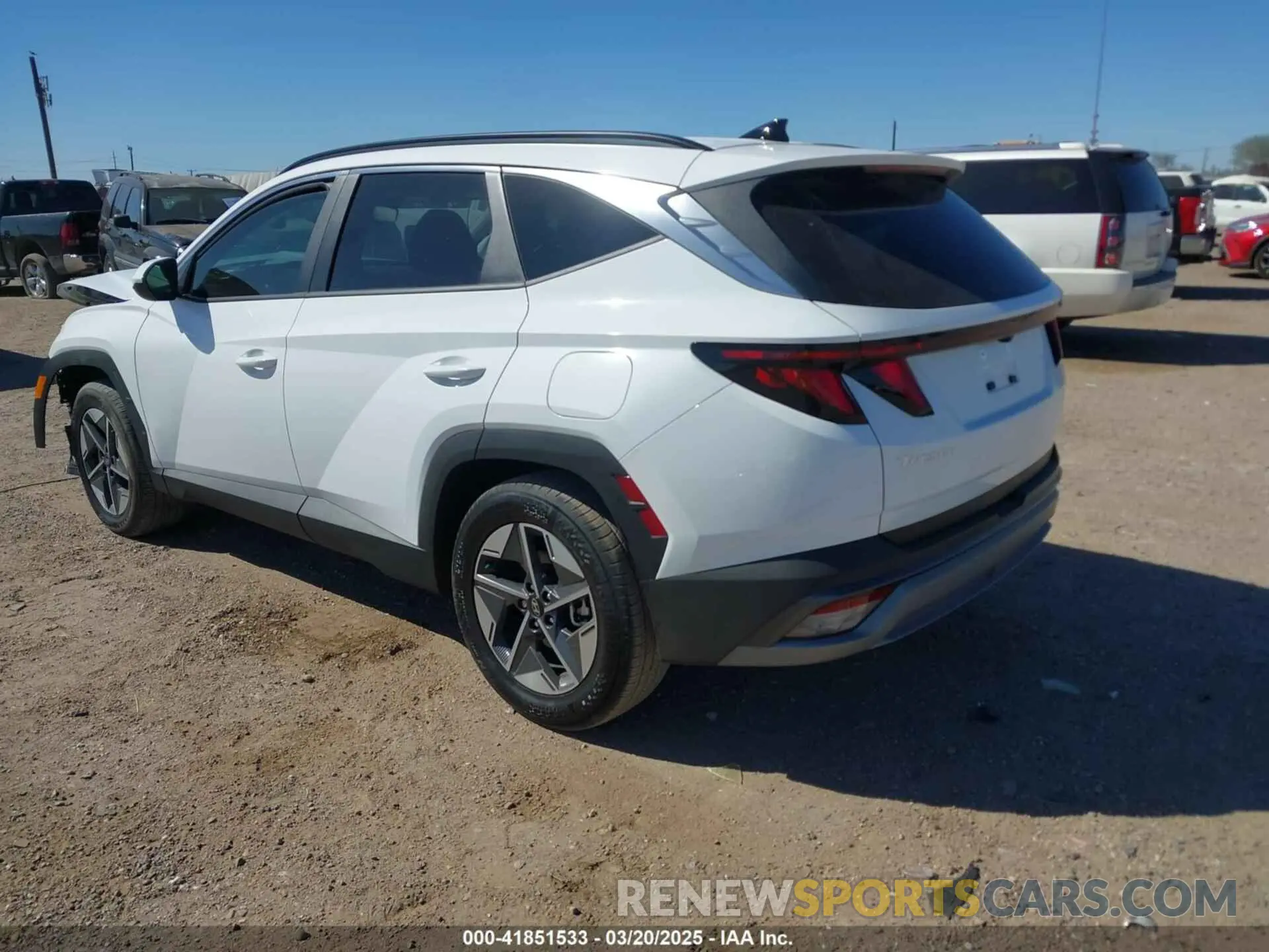 3 Photograph of a damaged car 5NMJB3DE1SH467162 HYUNDAI TUCSON 2025
