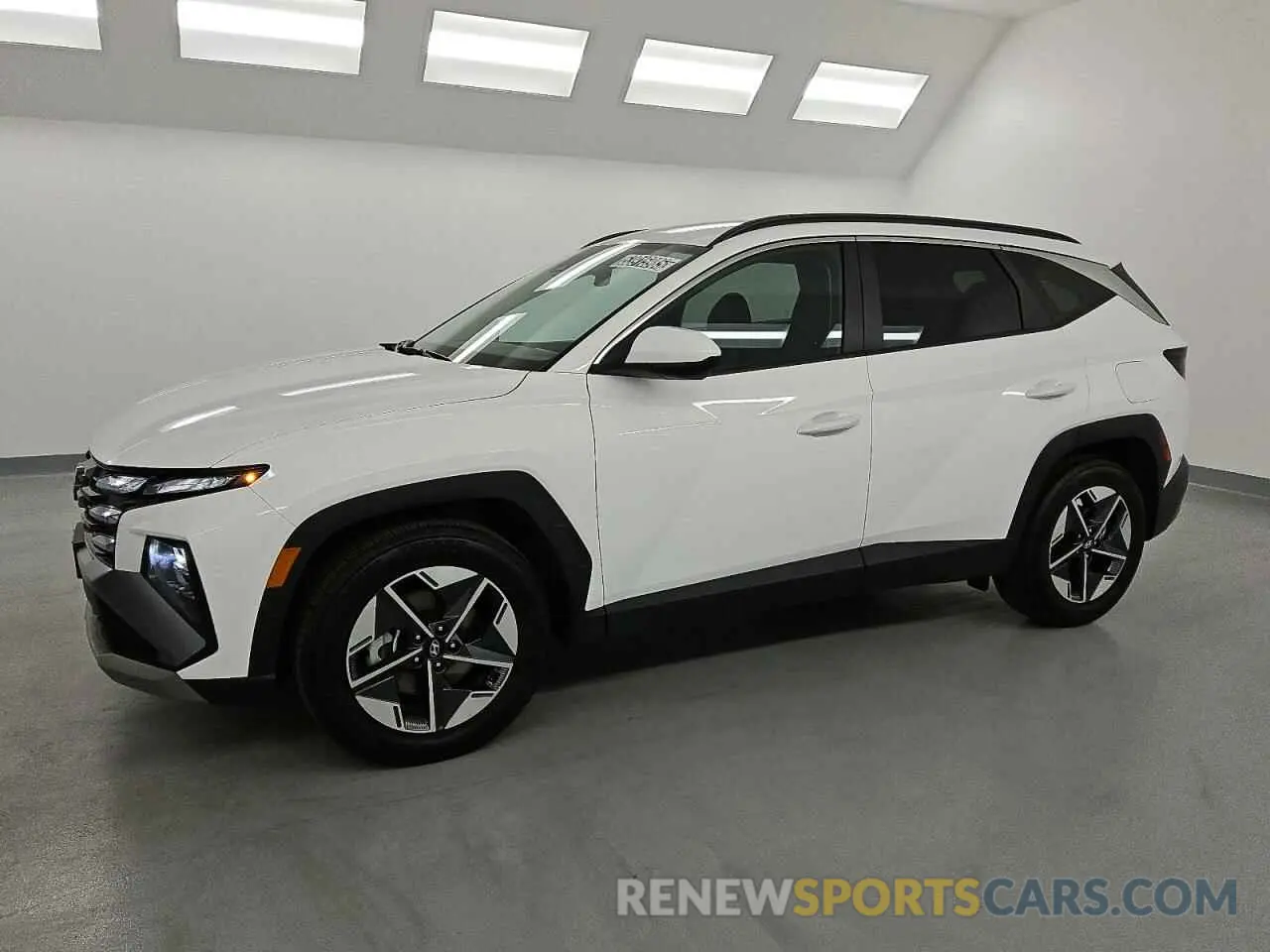 1 Photograph of a damaged car 5NMJB3DE2SH470037 HYUNDAI TUCSON 2025