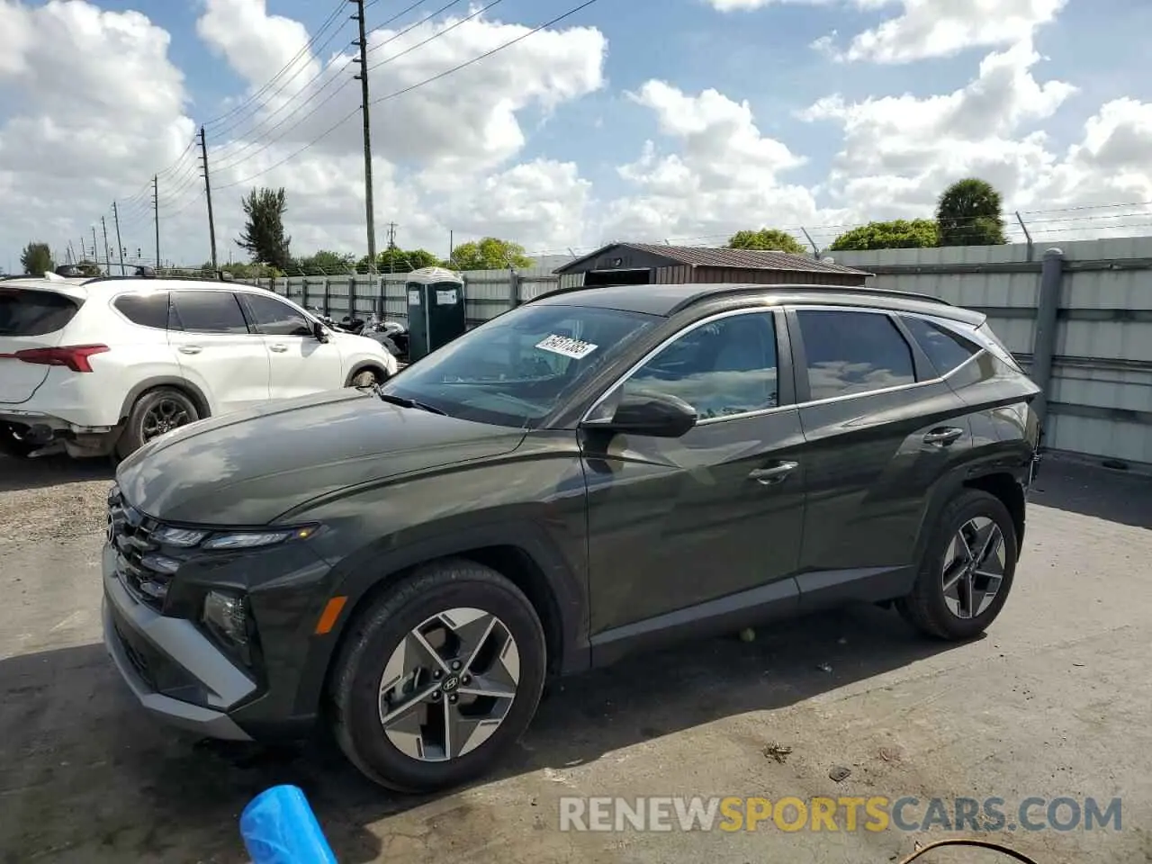 1 Photograph of a damaged car 5NMJB3DE3SH472587 HYUNDAI TUCSON 2025