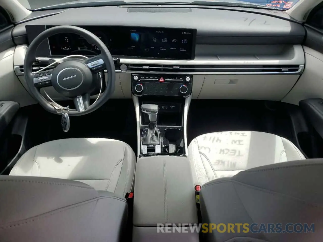 8 Photograph of a damaged car 5NMJB3DE7SH467733 HYUNDAI TUCSON 2025